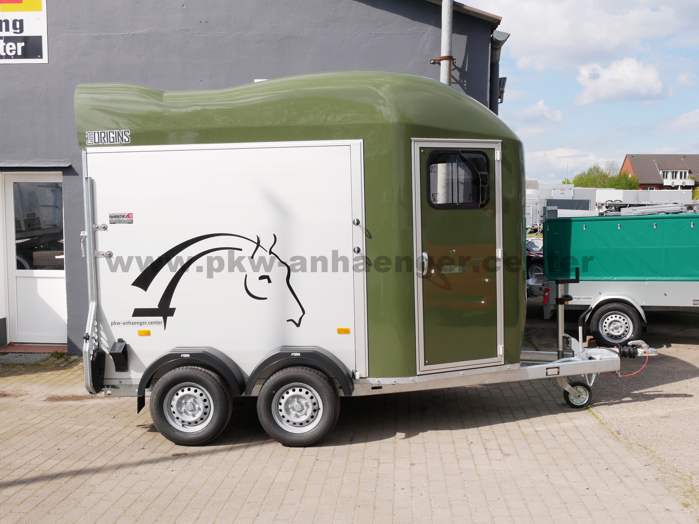 aCH-Gold-Origins-Alu-SK-gr-n-2 Cheval Liberte GOLD-ORIGINS-ALU Sattelkammer 2er Pferdeanhänger