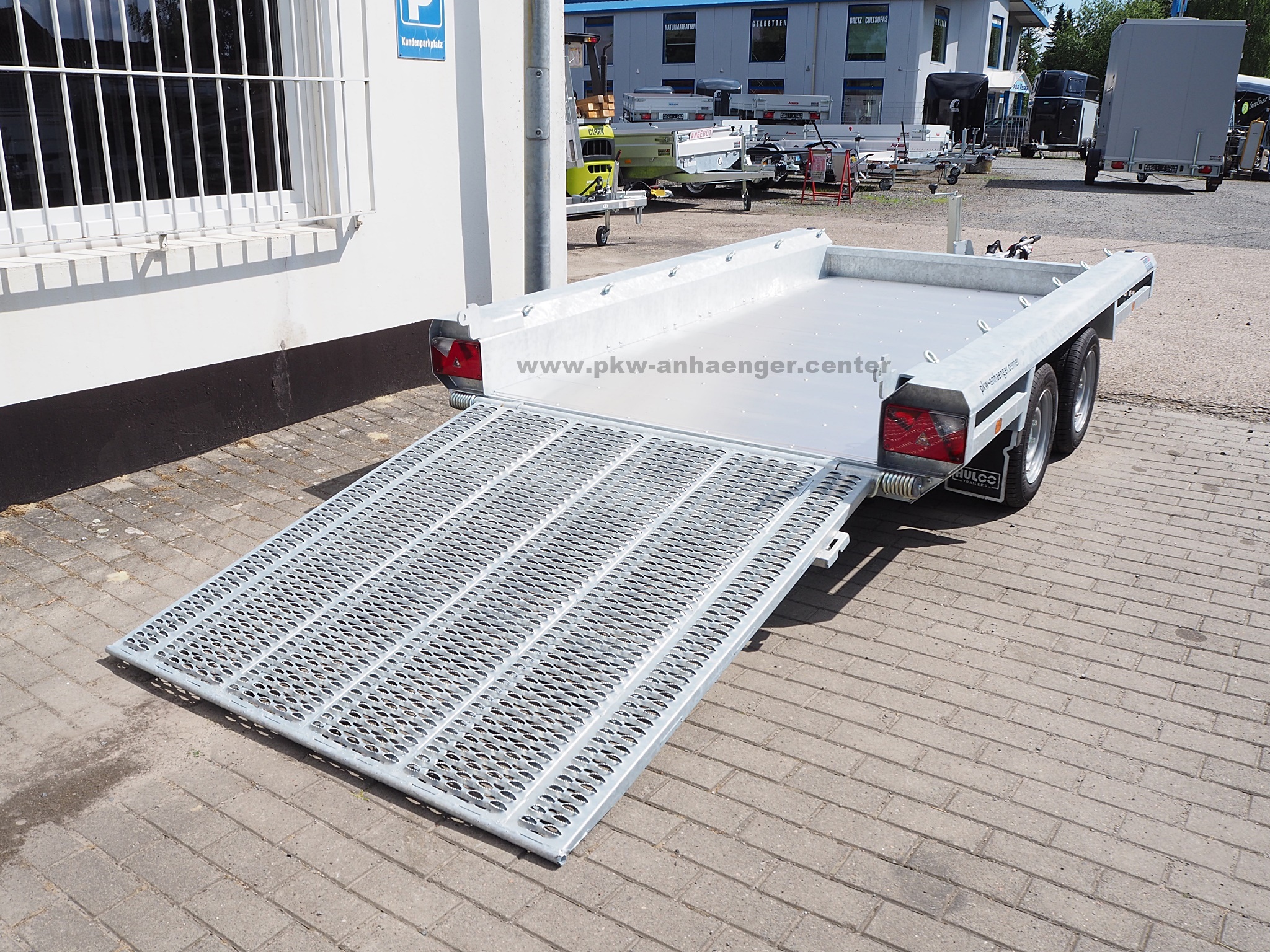 Hulco TERRAX-2 3500.344x165 Baumaschinenanhänger