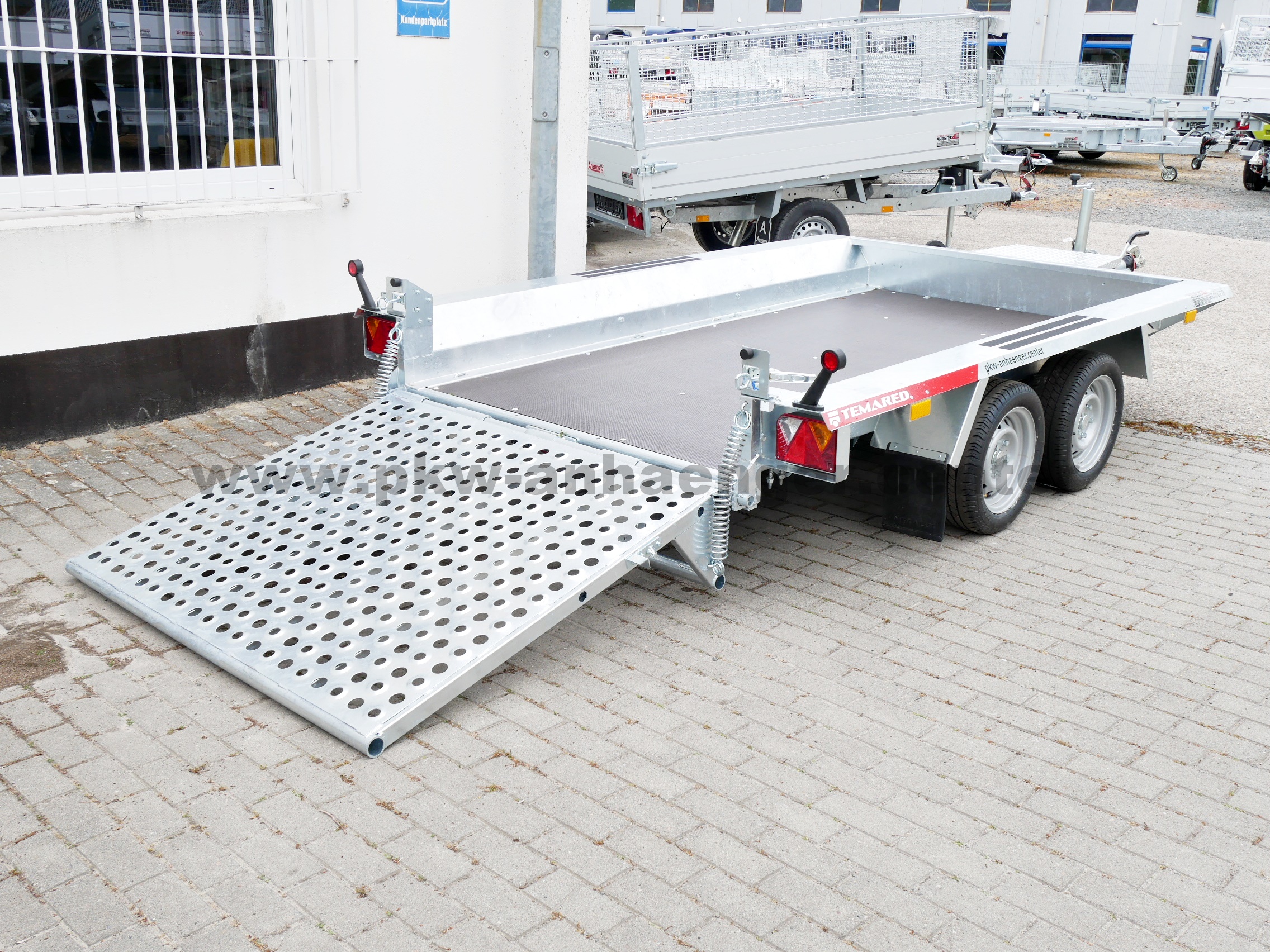 aTE-2700-300x150-Builder-7