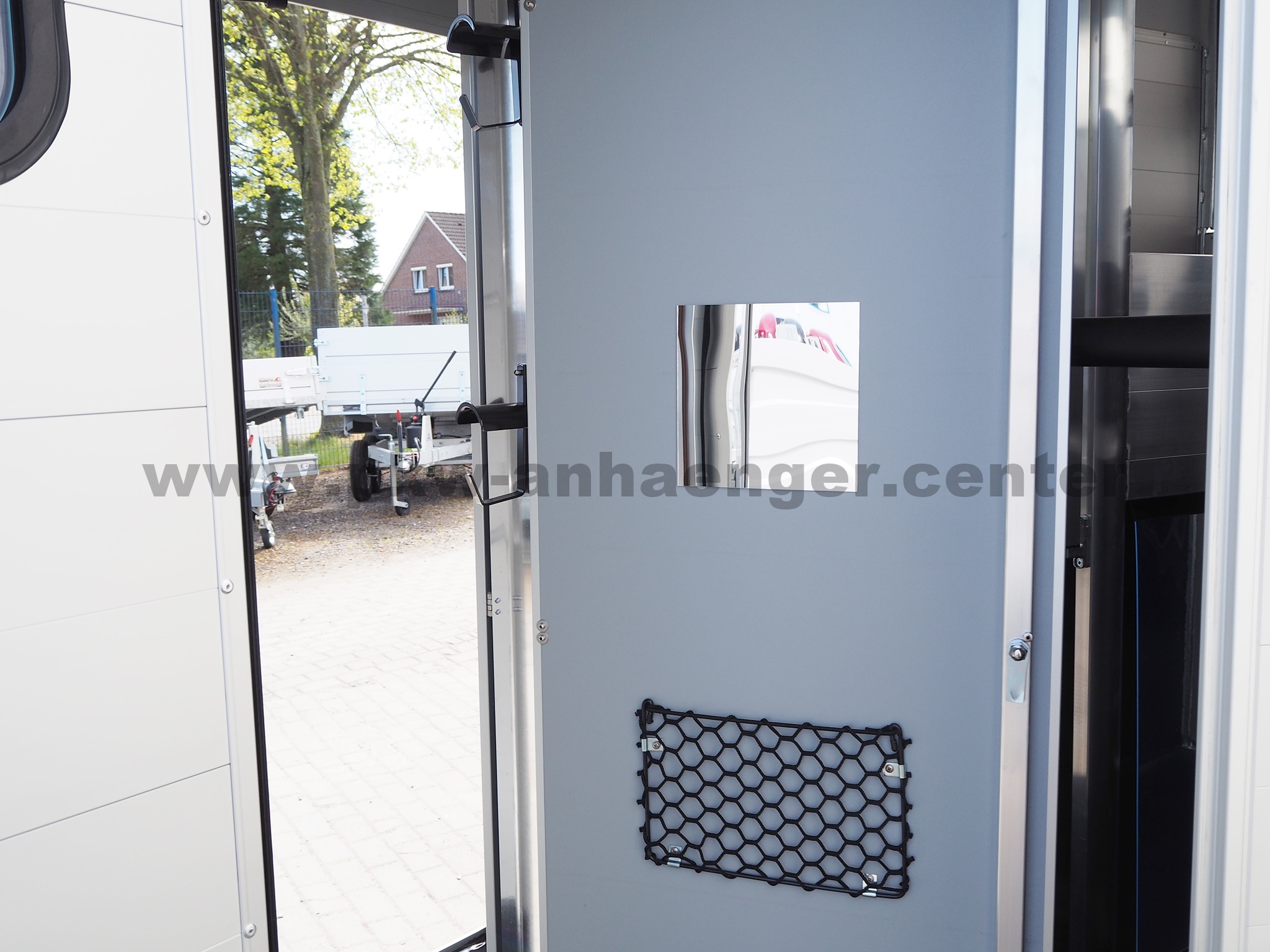 aCH-Touring-Jumping-New-schwarz-19