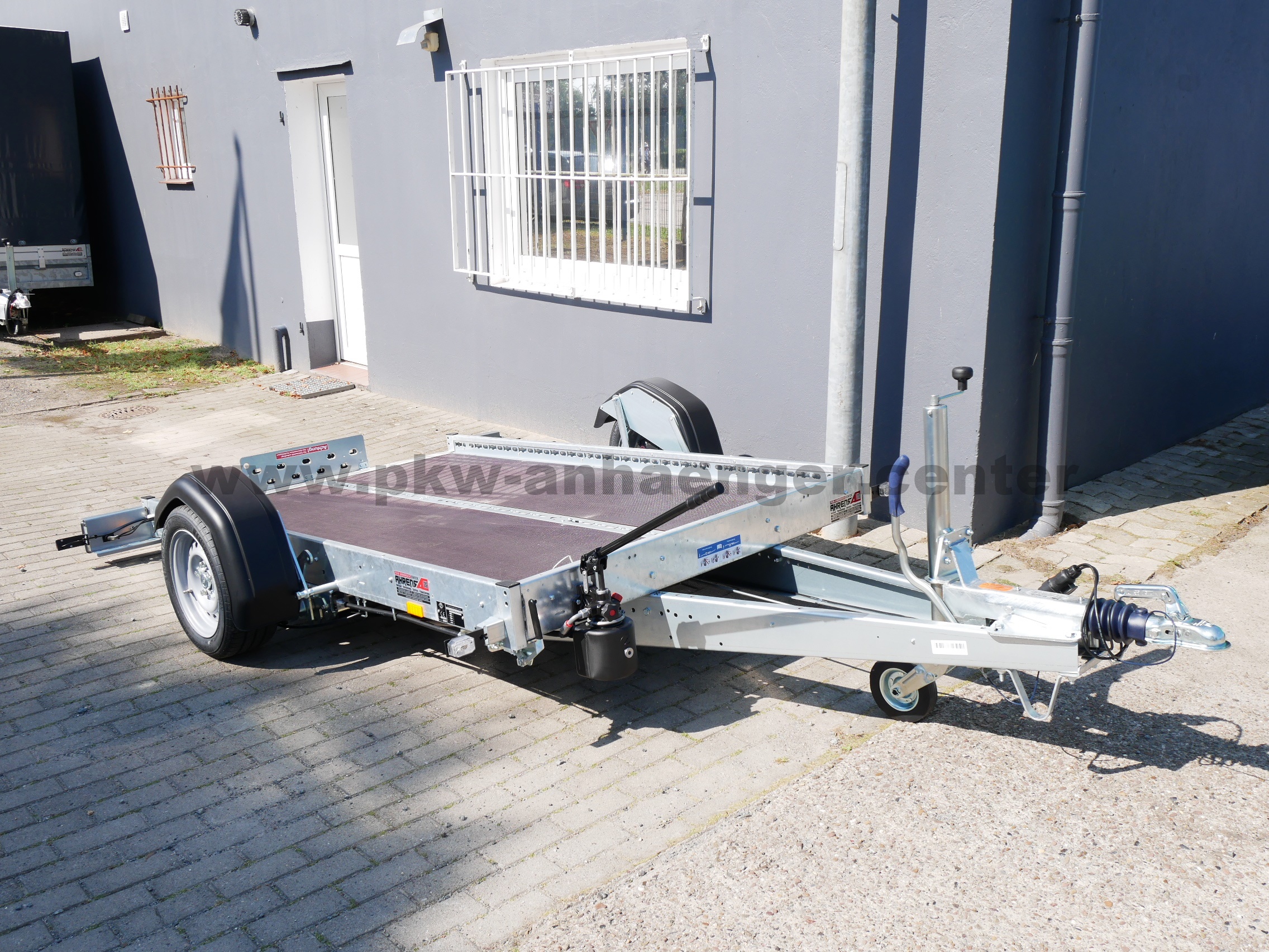 aST-1300-250x153-WOM-XT-5