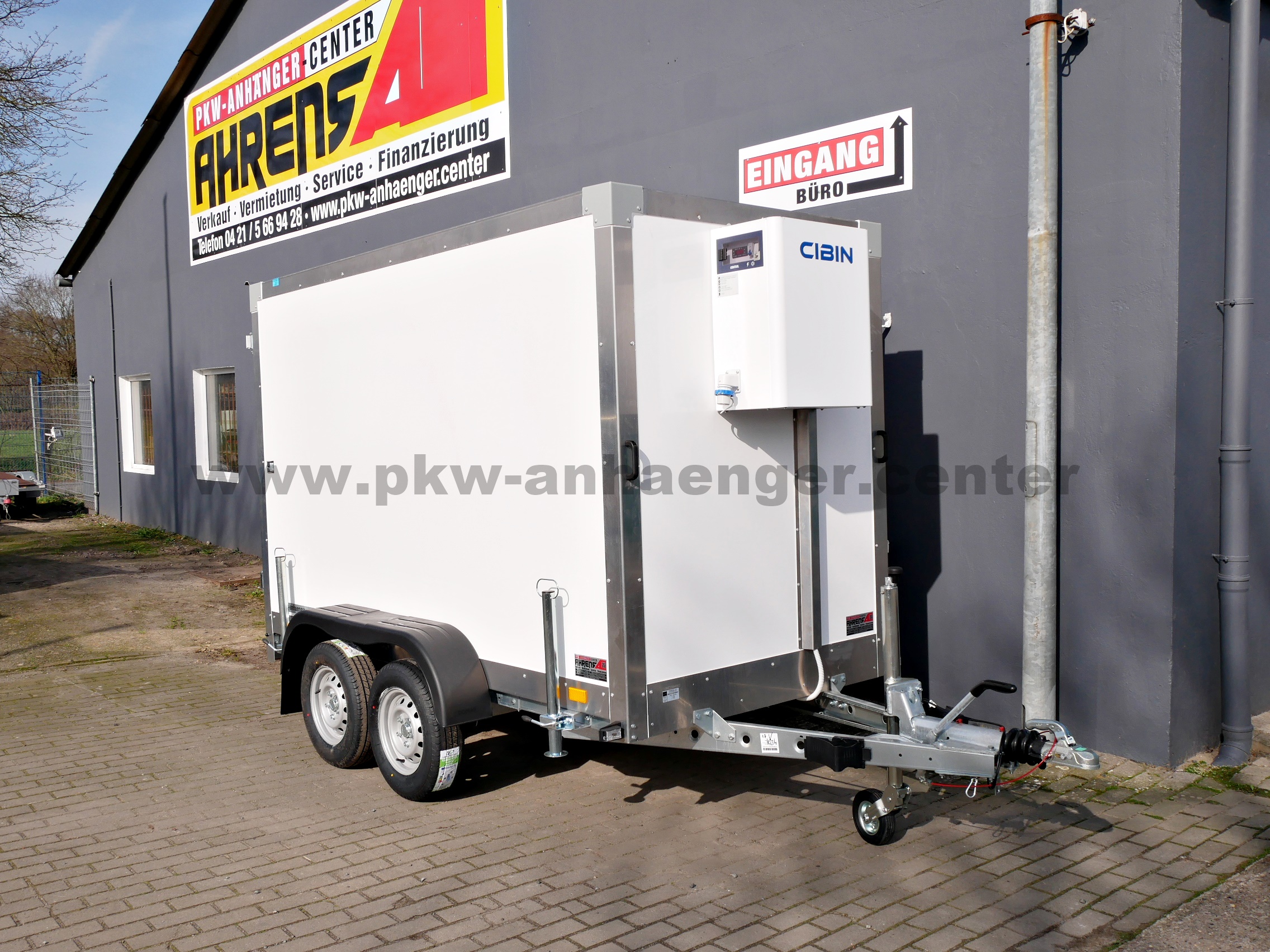 aTE-2000-300x150x180-K-hlanh-nger-1 TEMARED COOLER 3015/2C 2000kg 288x138x173cm Kühlanhänger