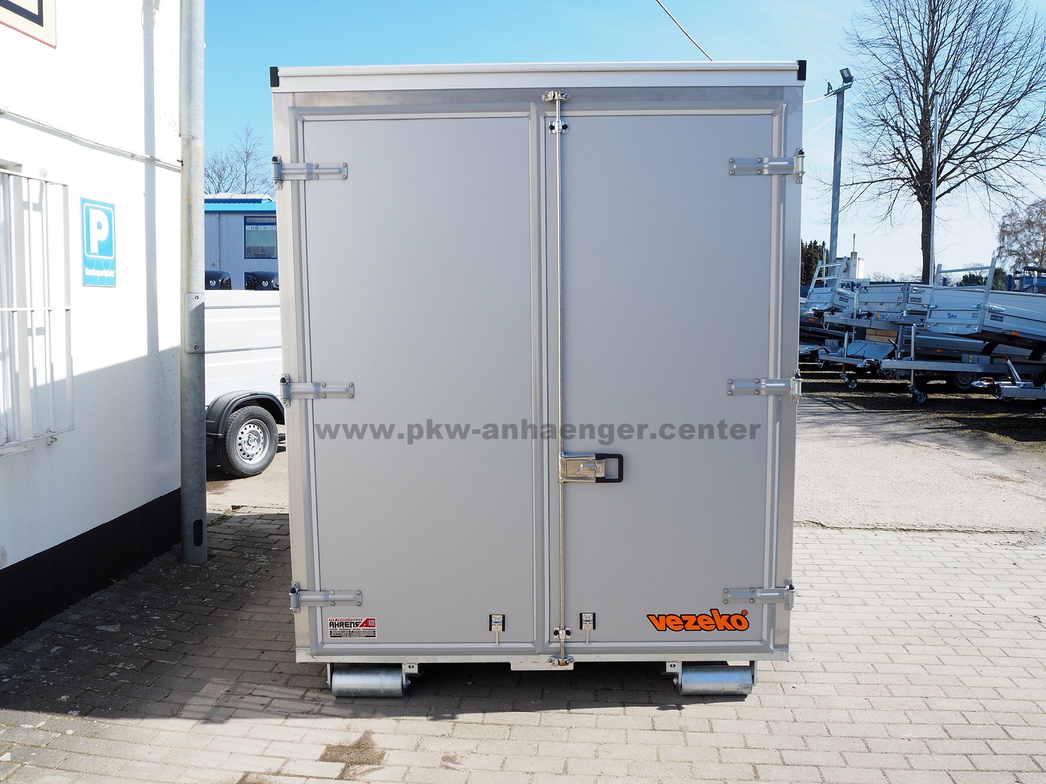 a-Abrollkoffer-f-r-Konos-2