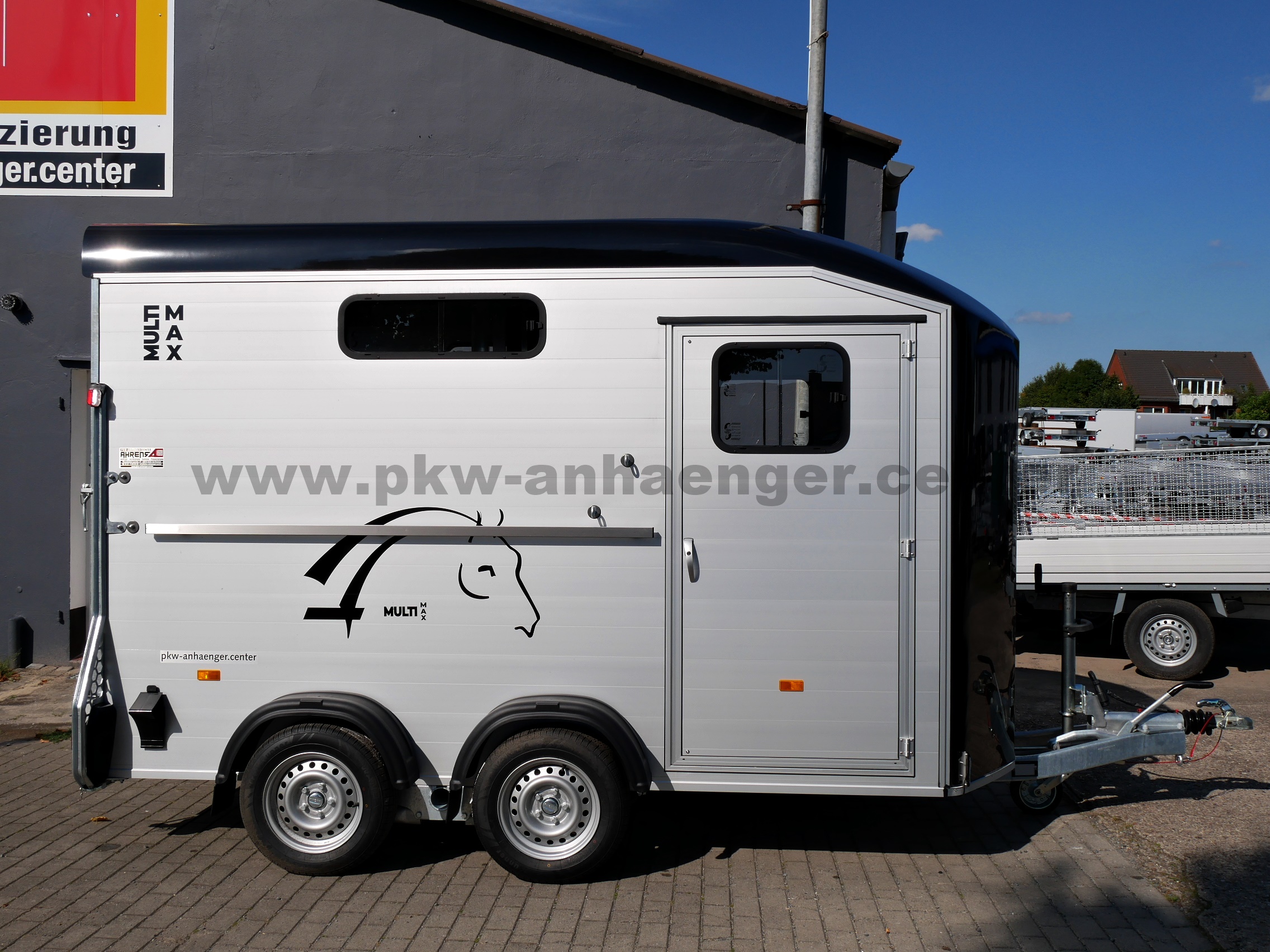 aCH-Multimax-SK-von-aussen-2