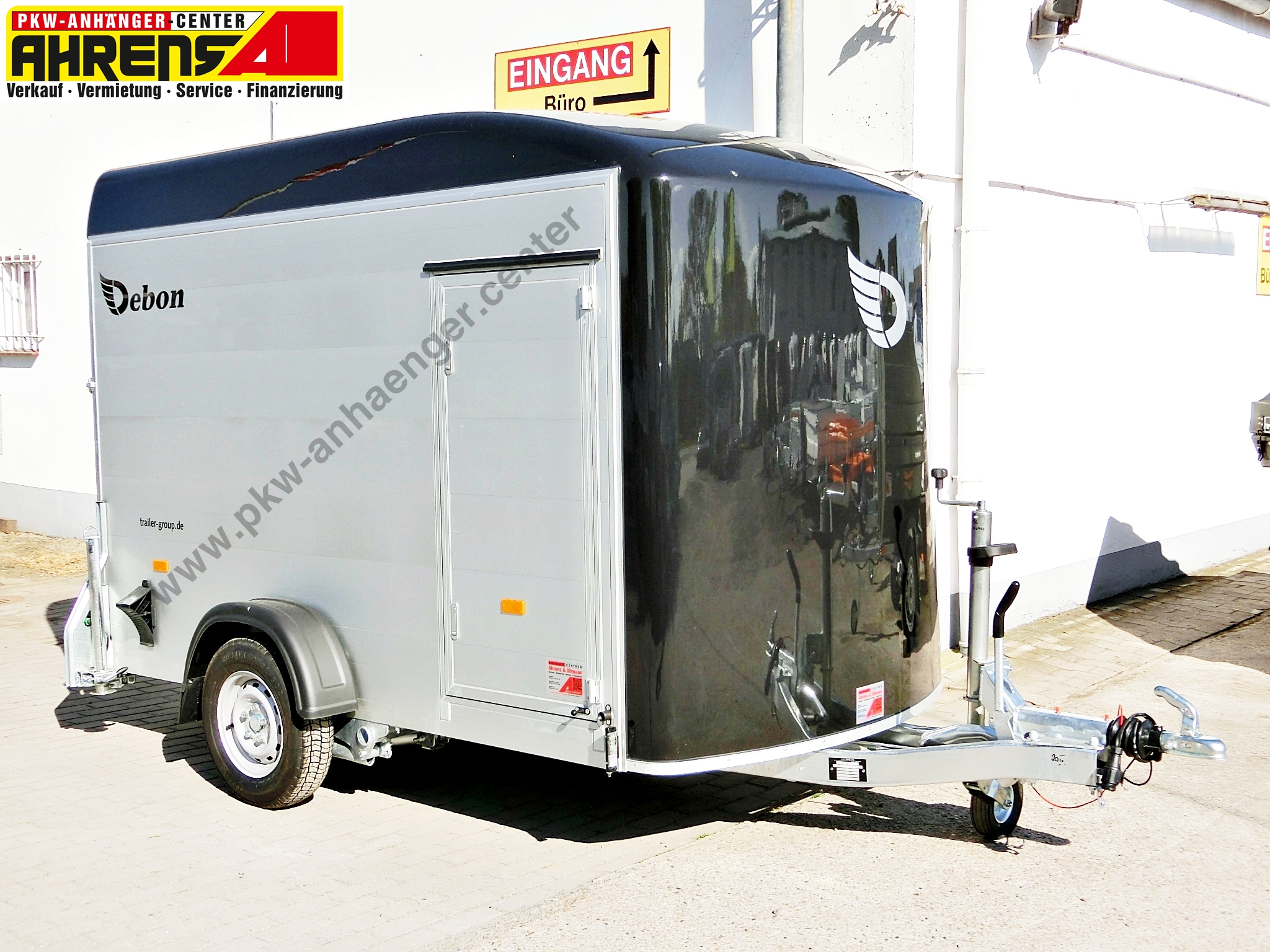 a-CH-Roadstar-300-schwarz-2-w Alukofferanhänger mit Polydach Cheval Liberte Roadstar 300