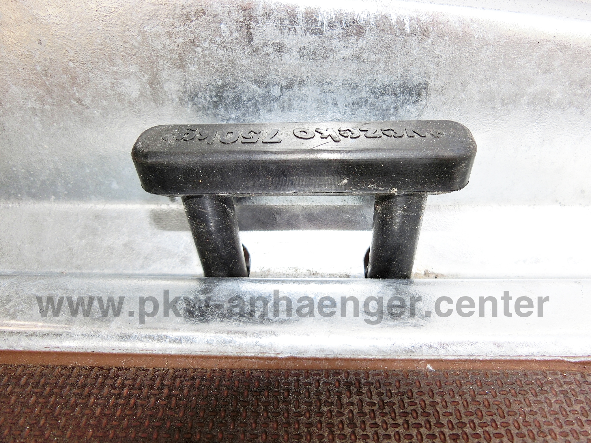 a-001VE-Zurr-se-2-wOzptHsp2RU43w