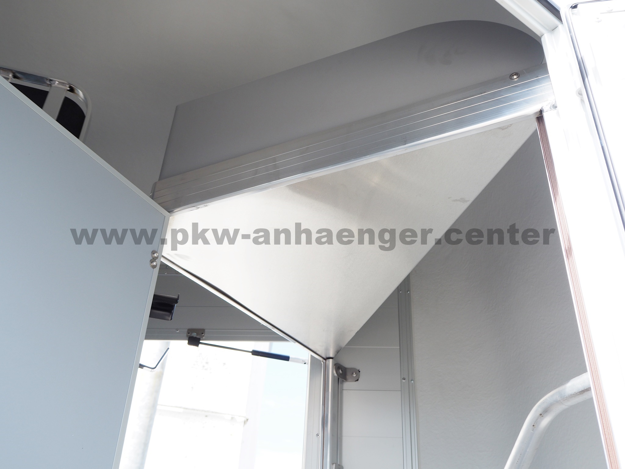 aCH-Touring-Jumping-New-schwarz-15