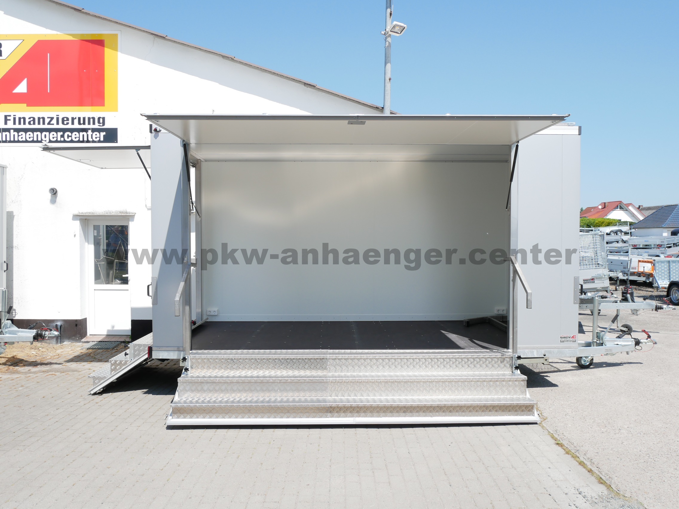 aVE-Promotion-449-2Klappen-2