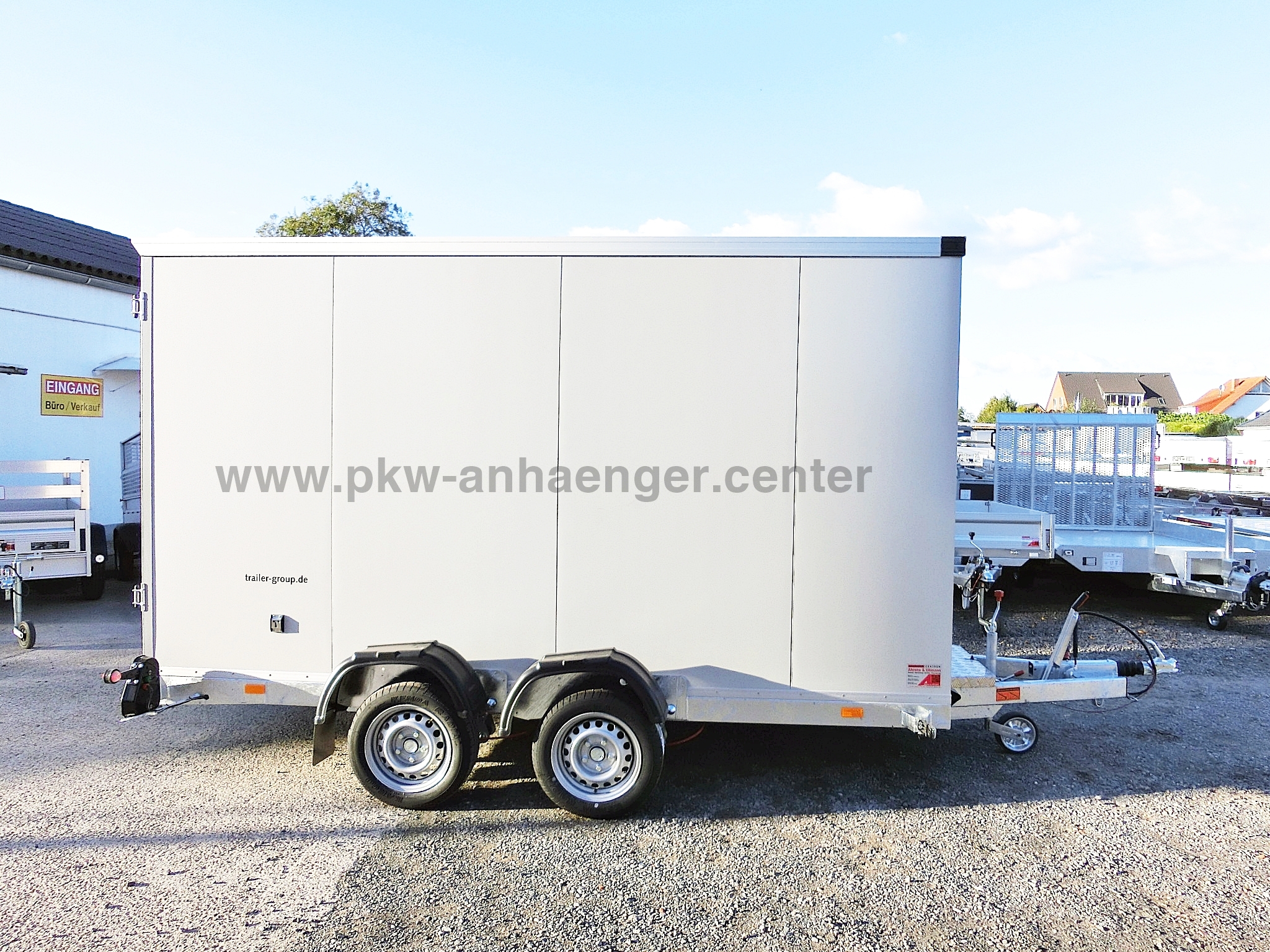 a-VE-2700-340x155x190-Lifter-Koffer-EHy-2-w