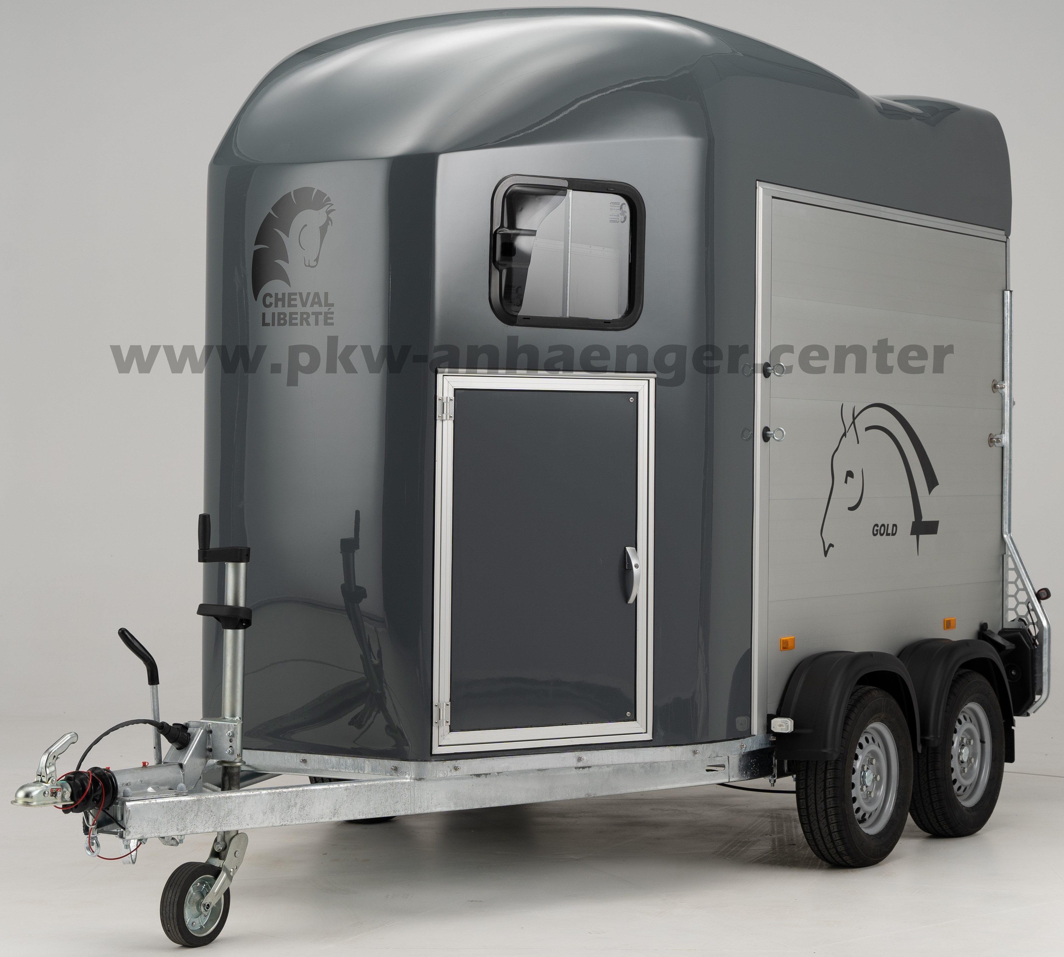 a-Gold-Origins-SK-grau-1 Cheval Liberte GOLD-ORIGINS Sattelkammer 2er Pferdeanhänger