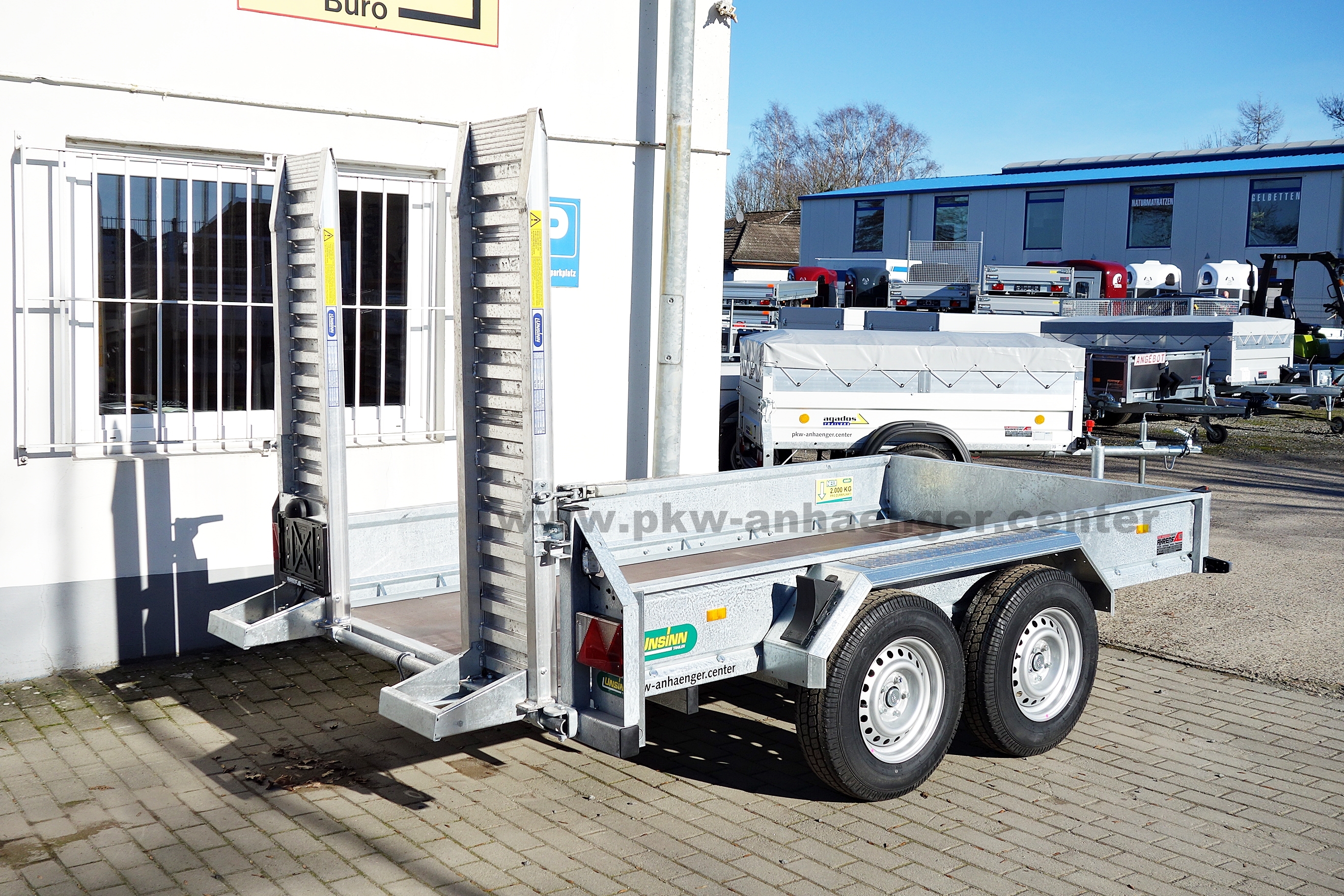 a-UN-2600-300x150-Baumasch-3