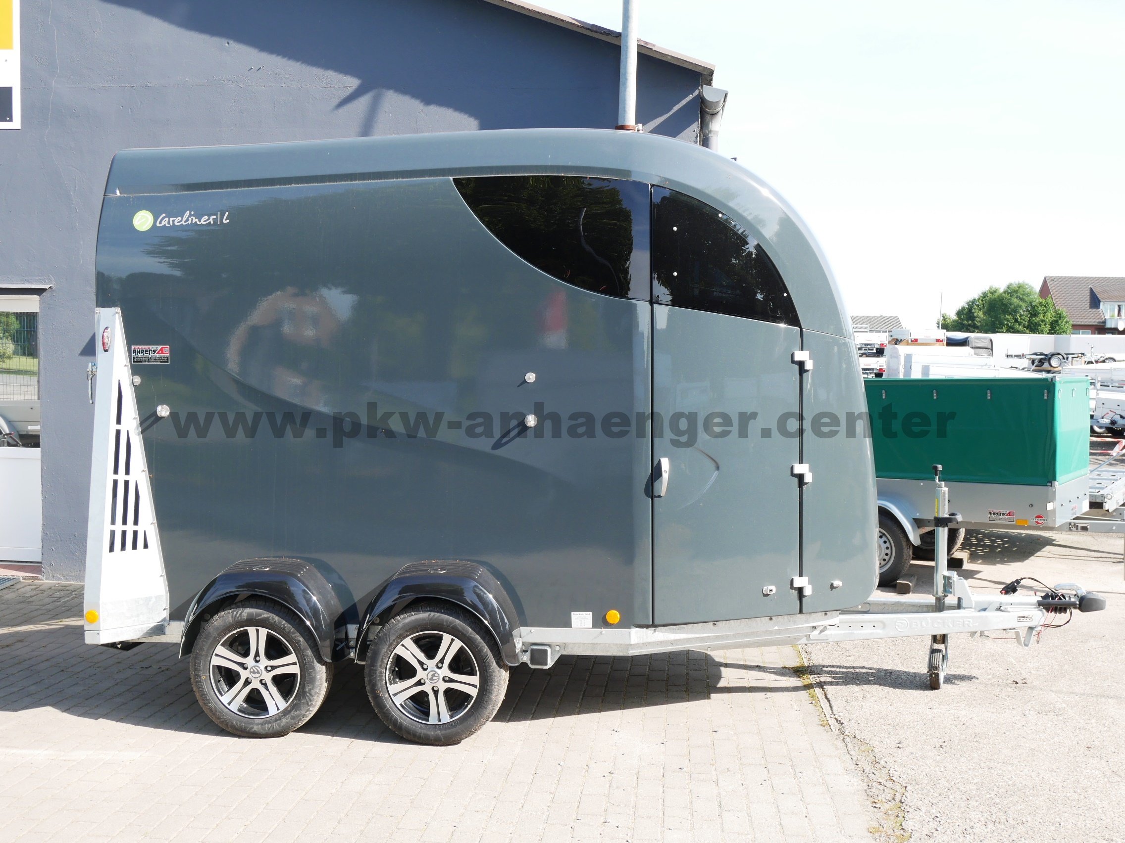 aCareliner-L-grau-Mitteltrennwand-2