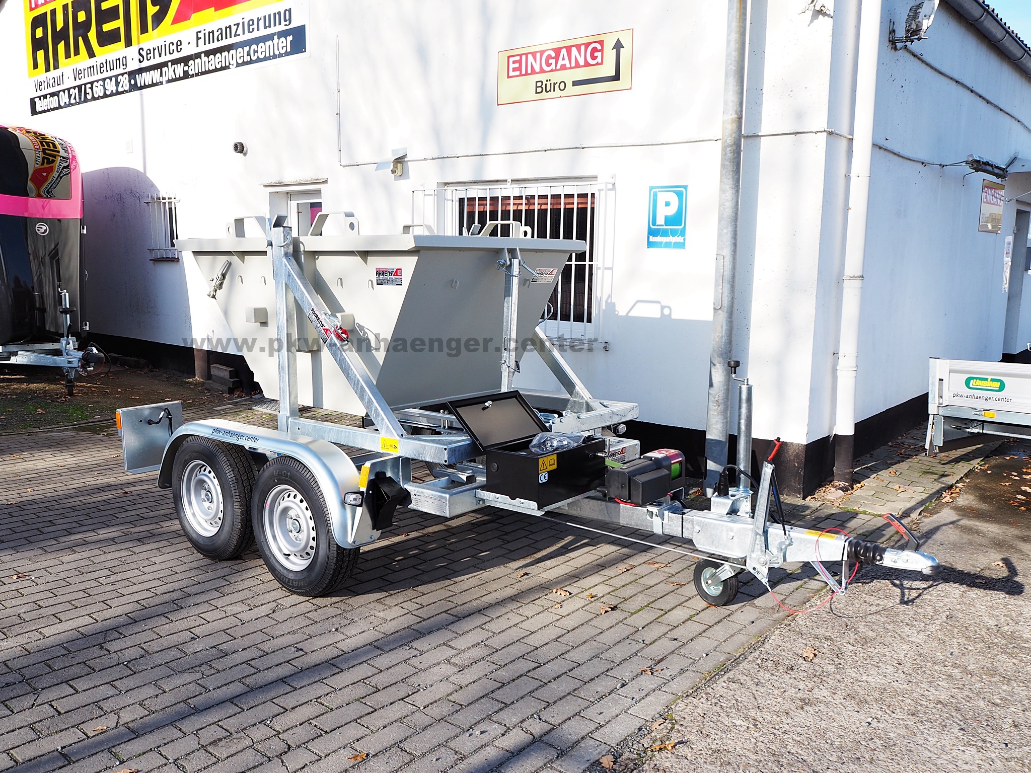 a-Foxx-Absetzcontaineranh-nger-1