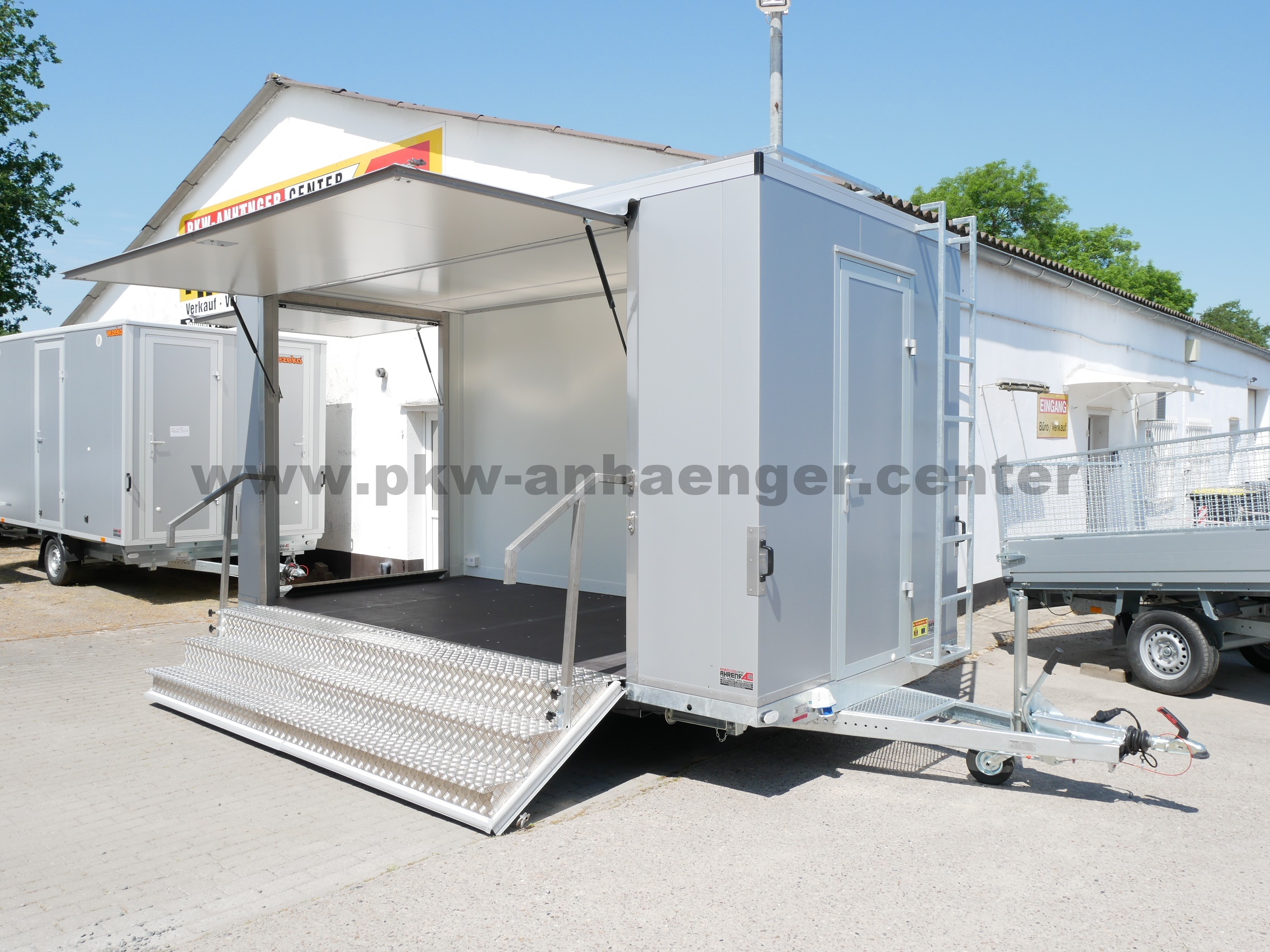 aVE-Promotion-449-2Klappen-1