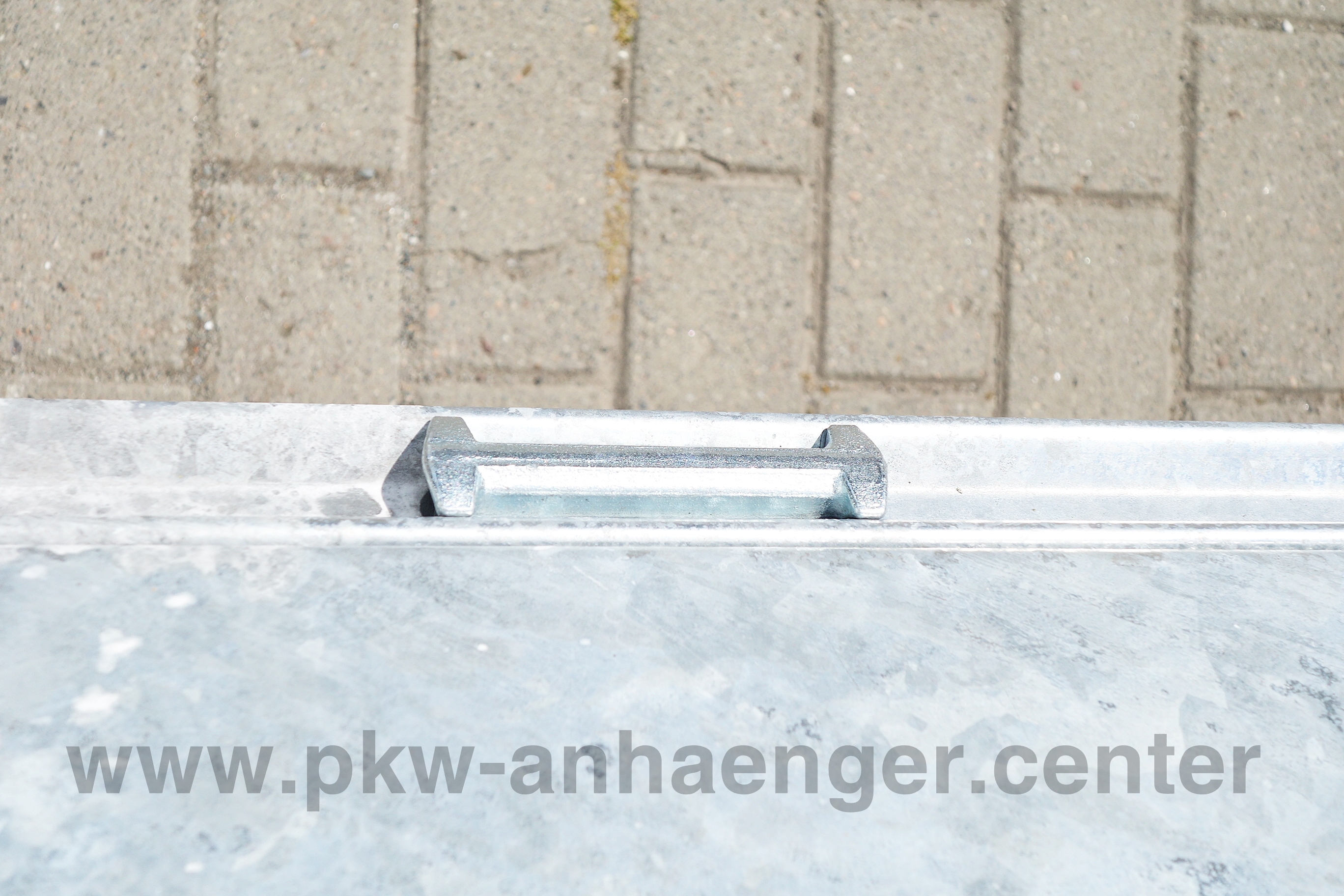 A-001-HA-Cobalt-Zurr-se-2-wdcPChWWf2yEb7