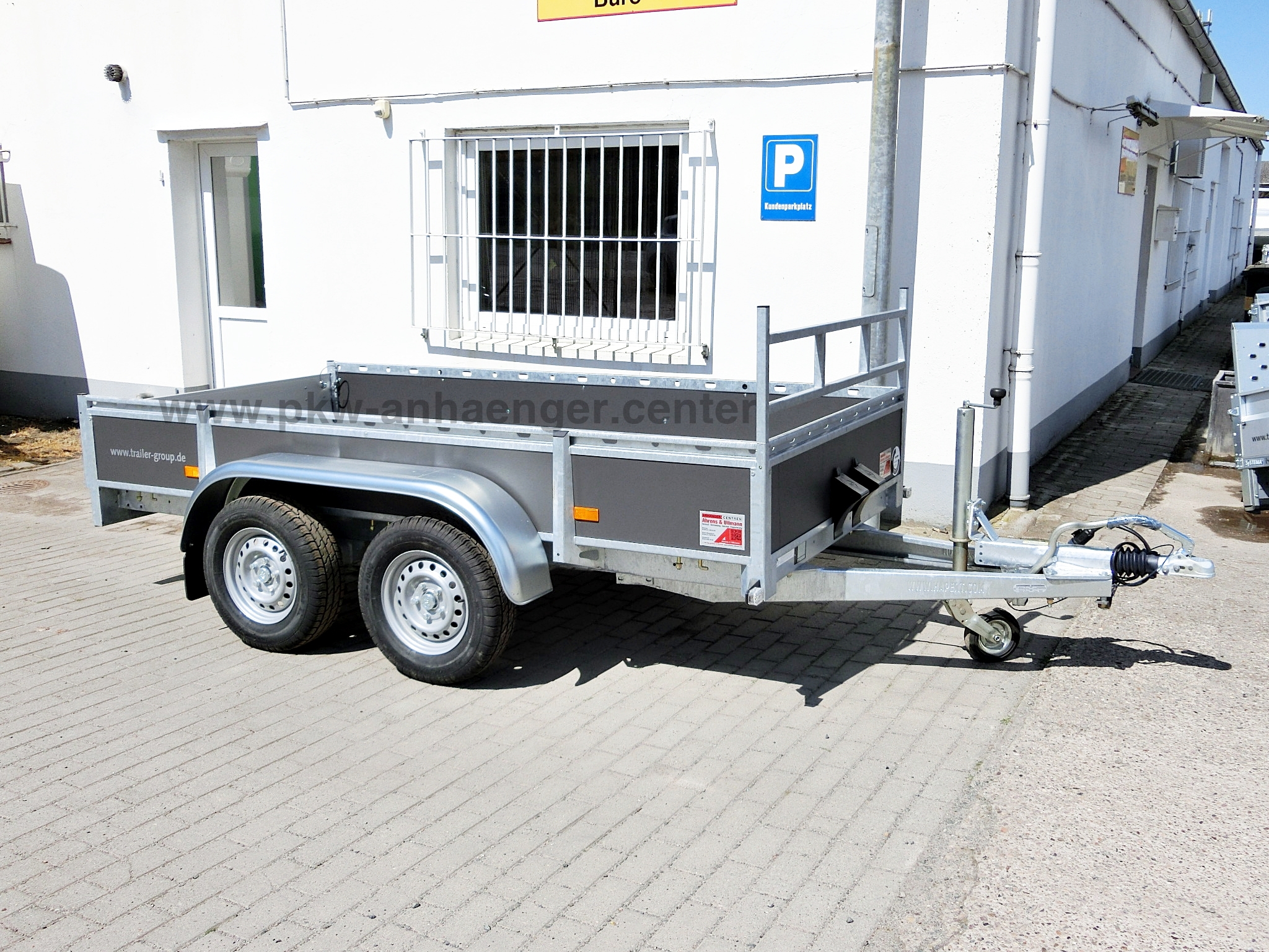 a-HA-2000-300x150-dklgrau-1 Hapert Tandemanhänger Azure L2 2000kg Holzbordwand 300x150cm