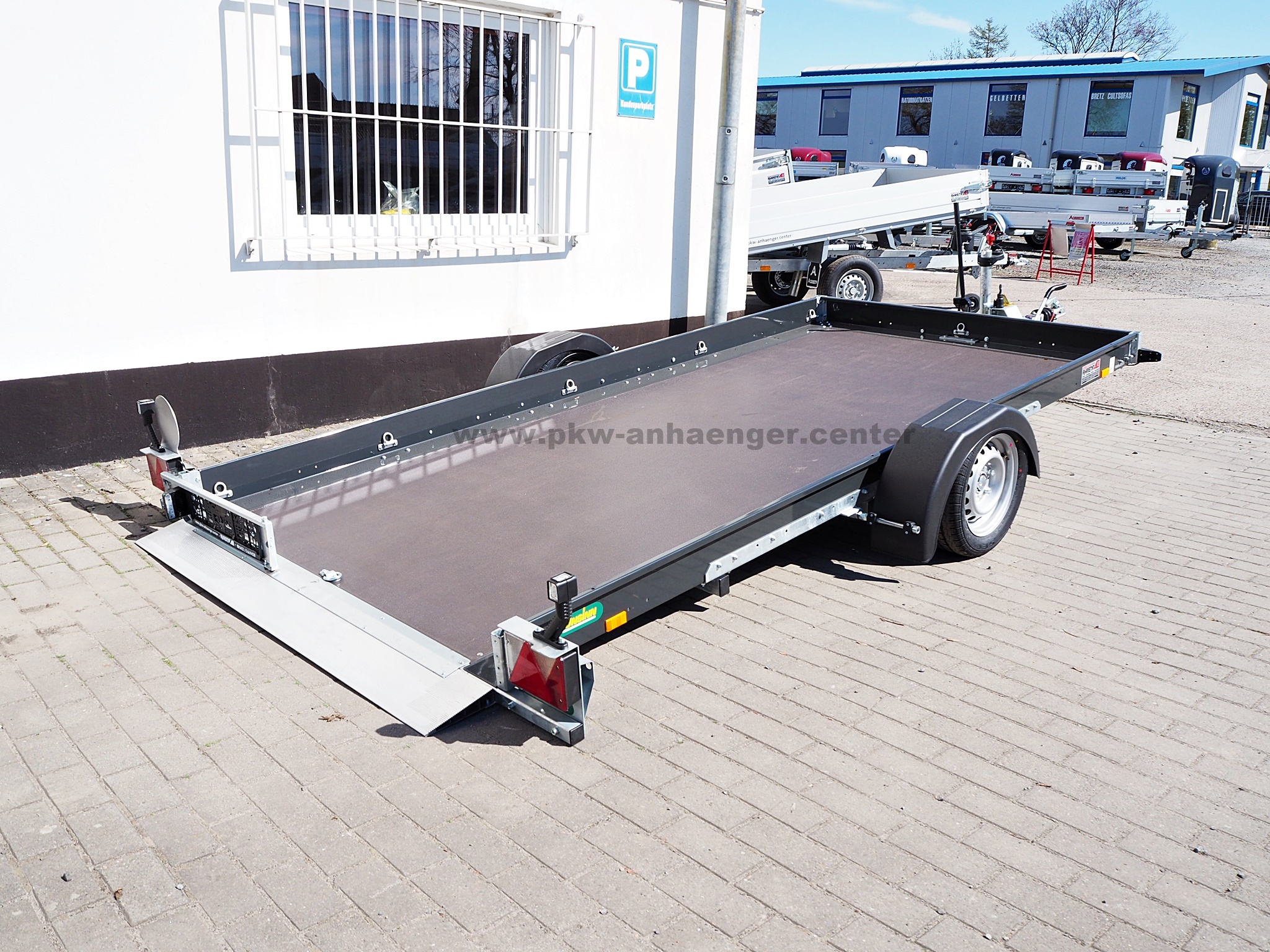 a-UN-1800-375x180-AS-7 Unsinn UA3718-18-13 1800kg 375x180cm 100km/h Absenkanhänger