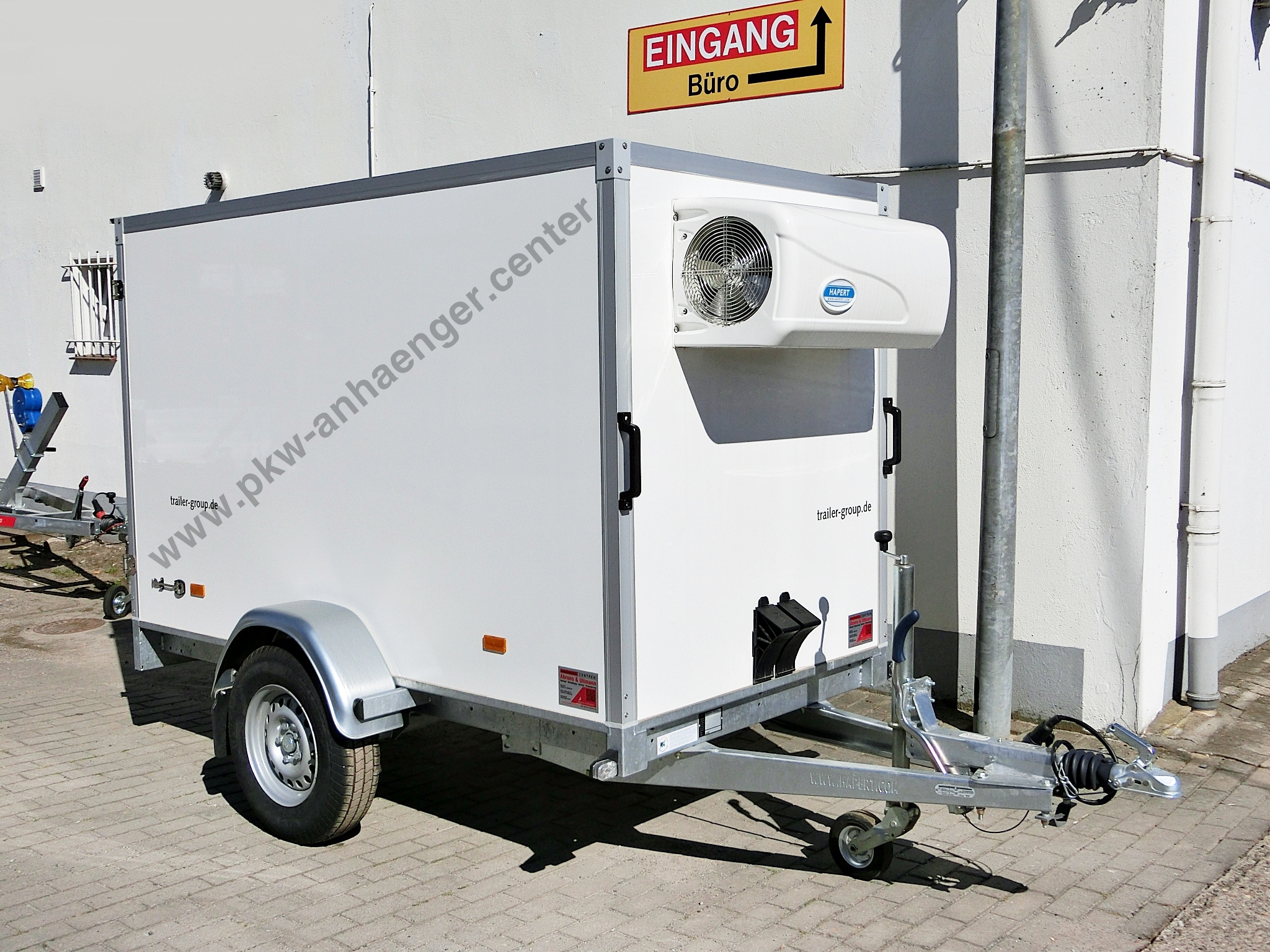 a-HA-1350-246x125x145-K-hl-2 Kühlanhänger HAPERT SAPPHIRE L1 1350kg 250x130x150cm