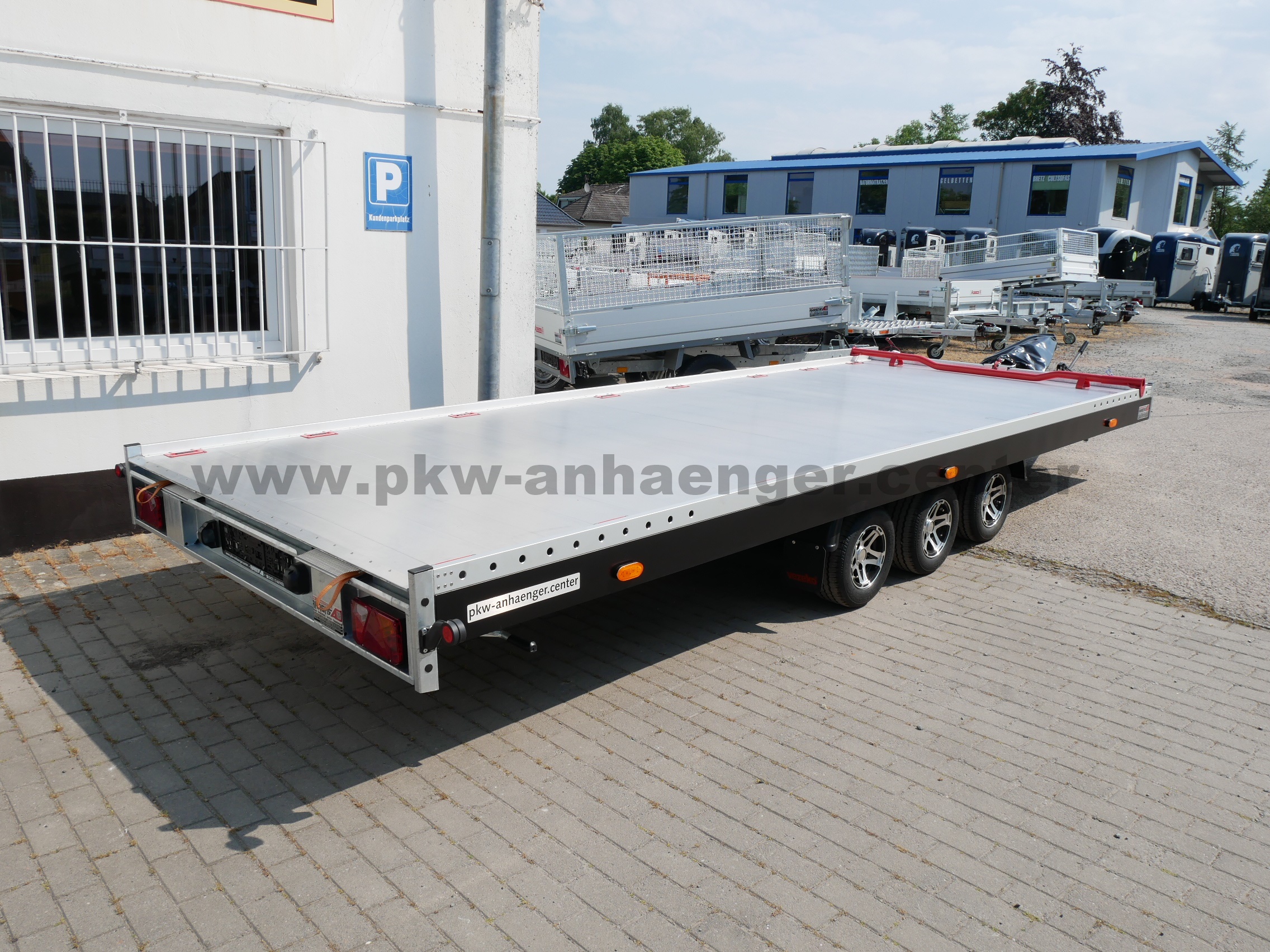 aVE-3500-560x209-Jumbo-Light-E-Wind-Tridem-mit-Aluf-3