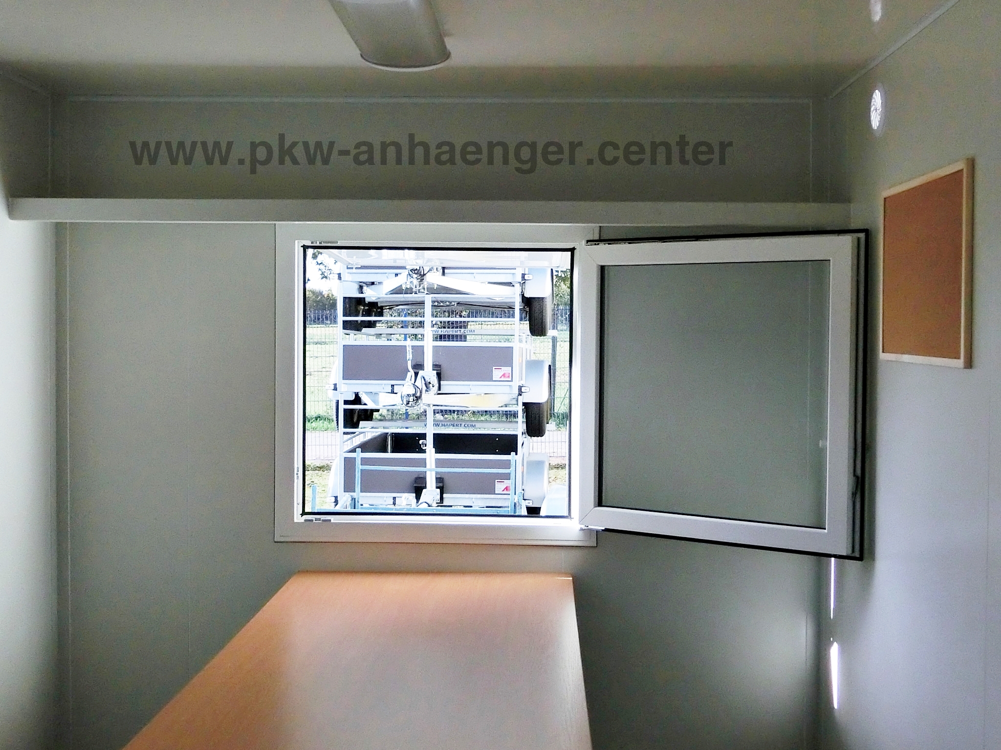 a-VE-2000-549x229x212-Mobi-5611-23-w