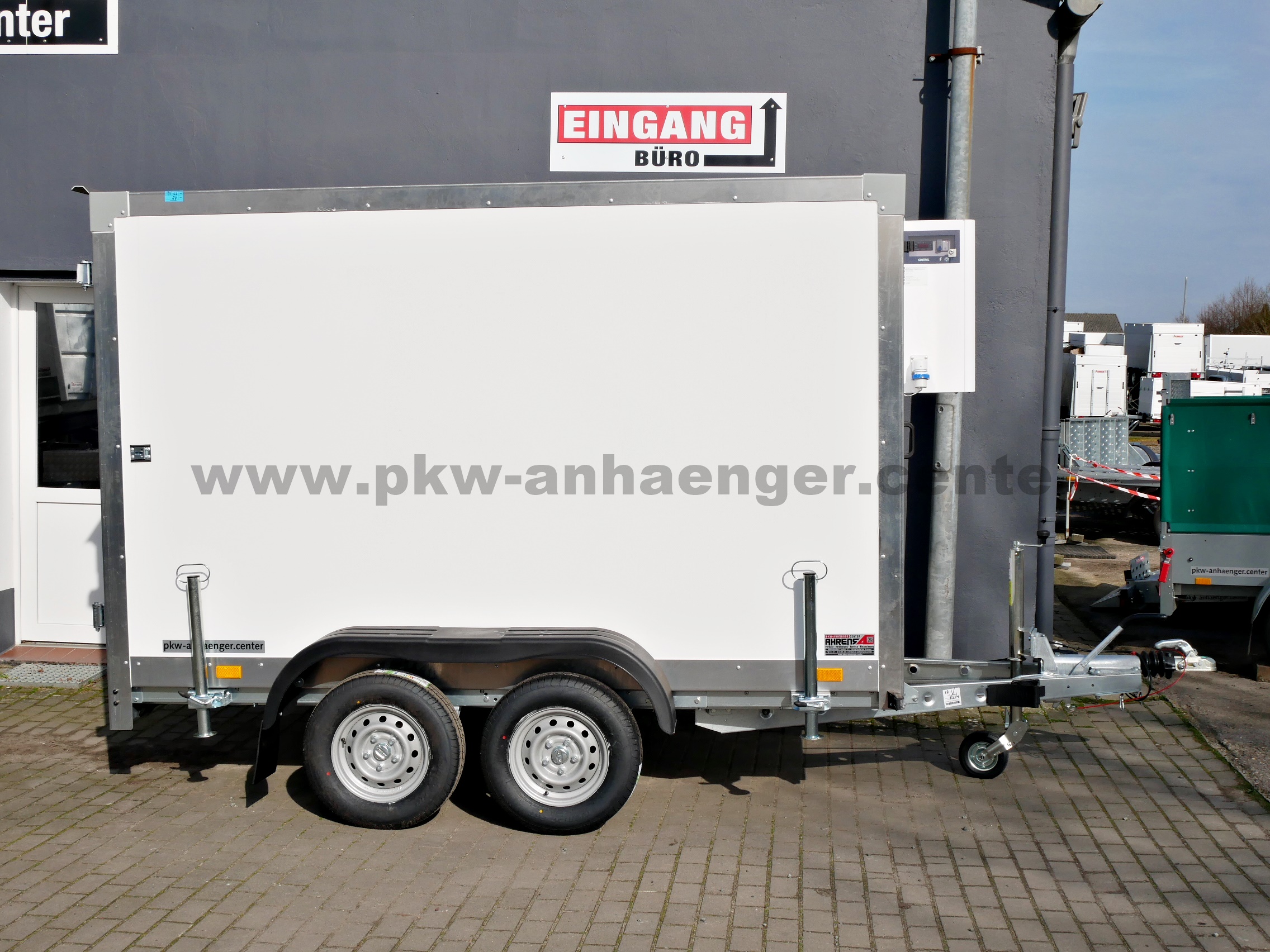 aTE-2000-300x150x180-K-hlanh-nger-2