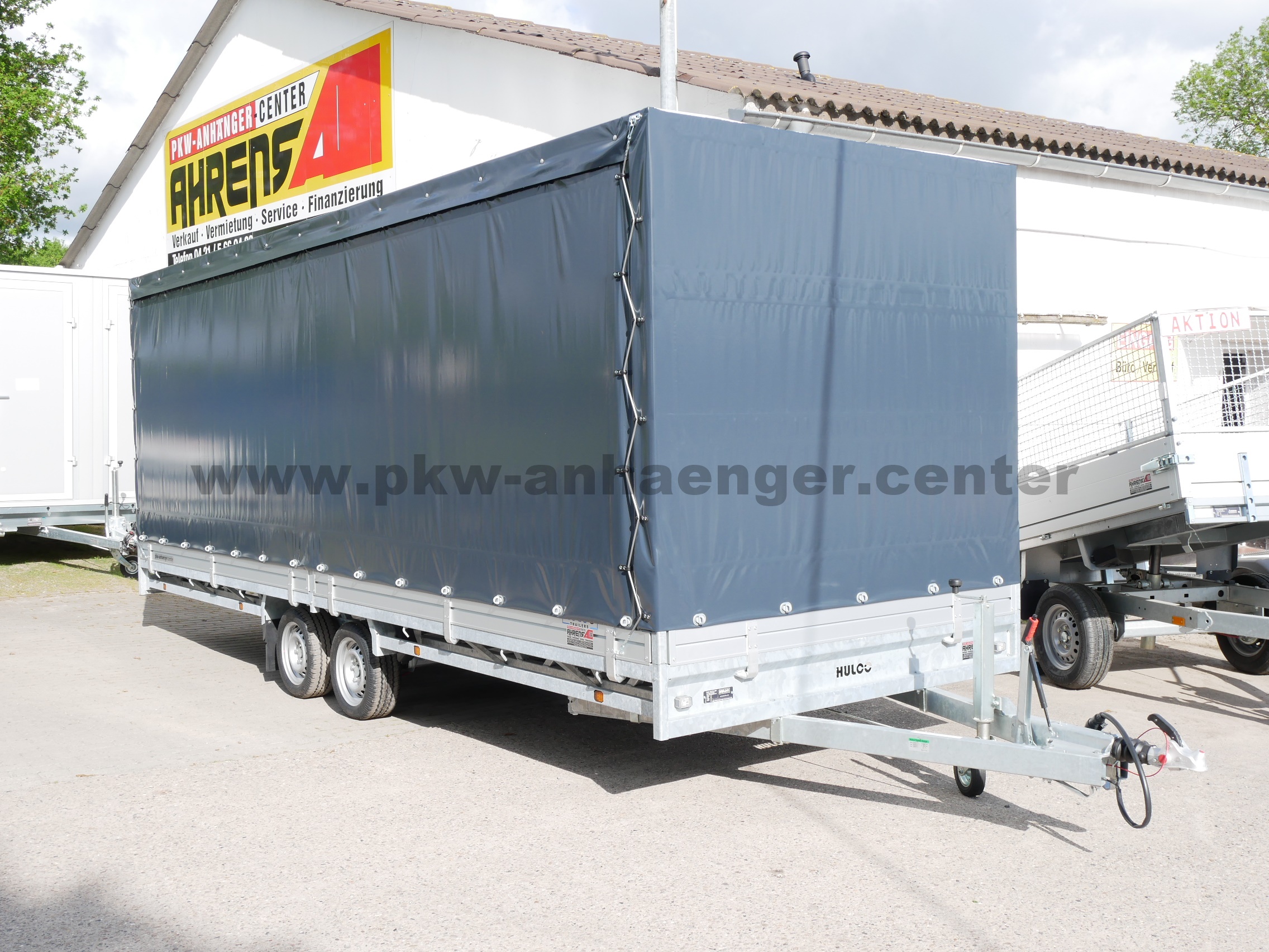 aHU-3000-611x203x200-PG-anthrazit-2x-Schiebepl-Runddach-1