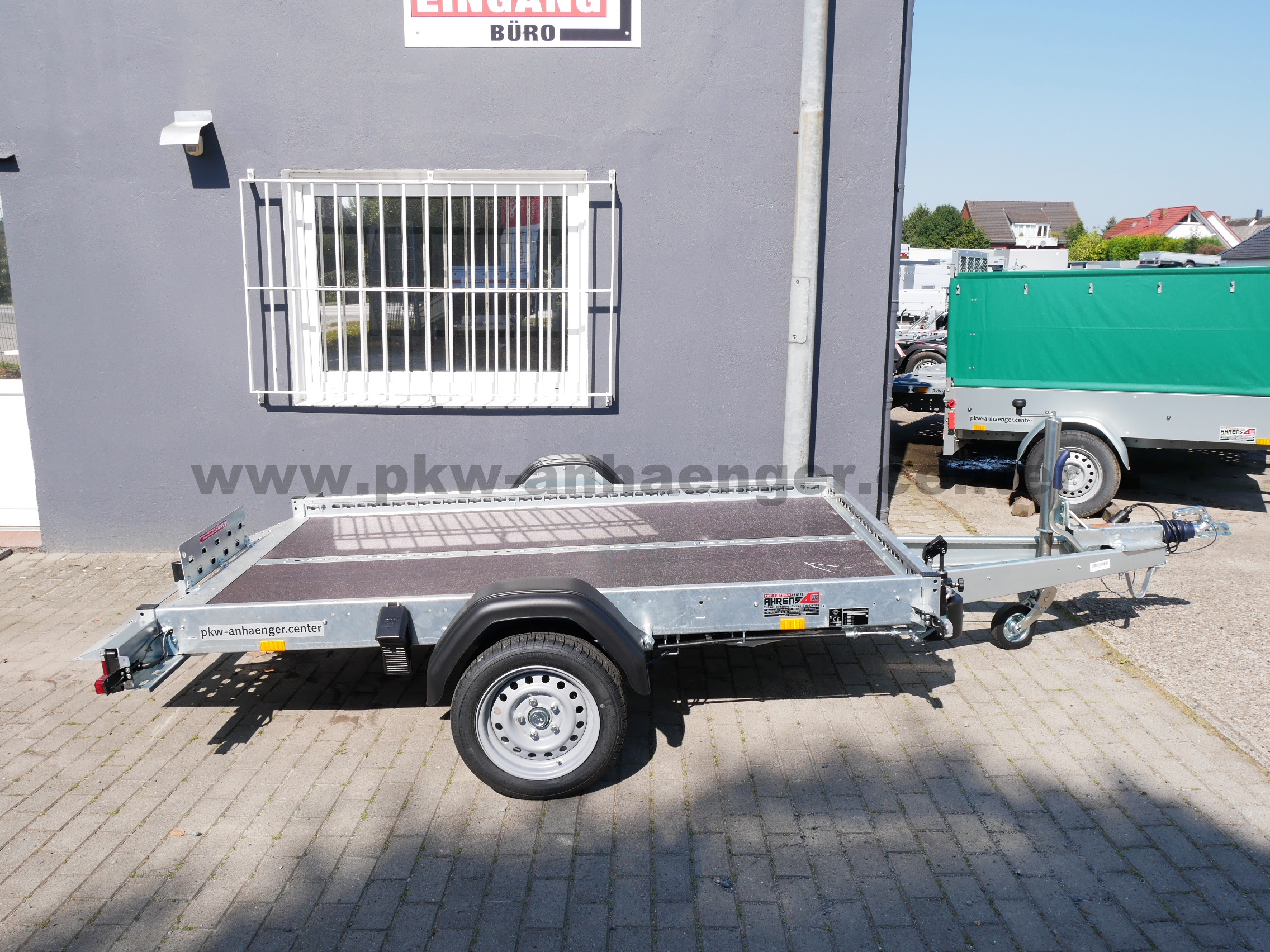 aST-1300-250x153-WOM-XT-2