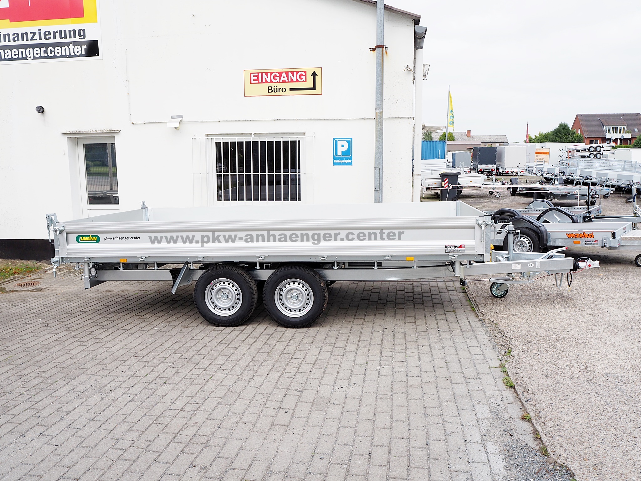 a-UN-3500-426x204x35cm-UDK-2