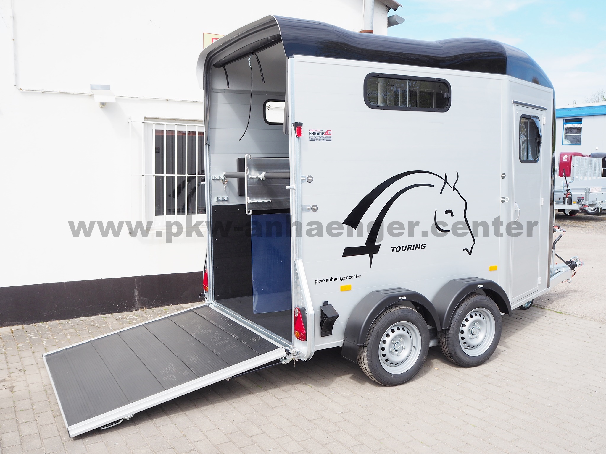 aCH-Touring-Jumping-New-schwarz-7