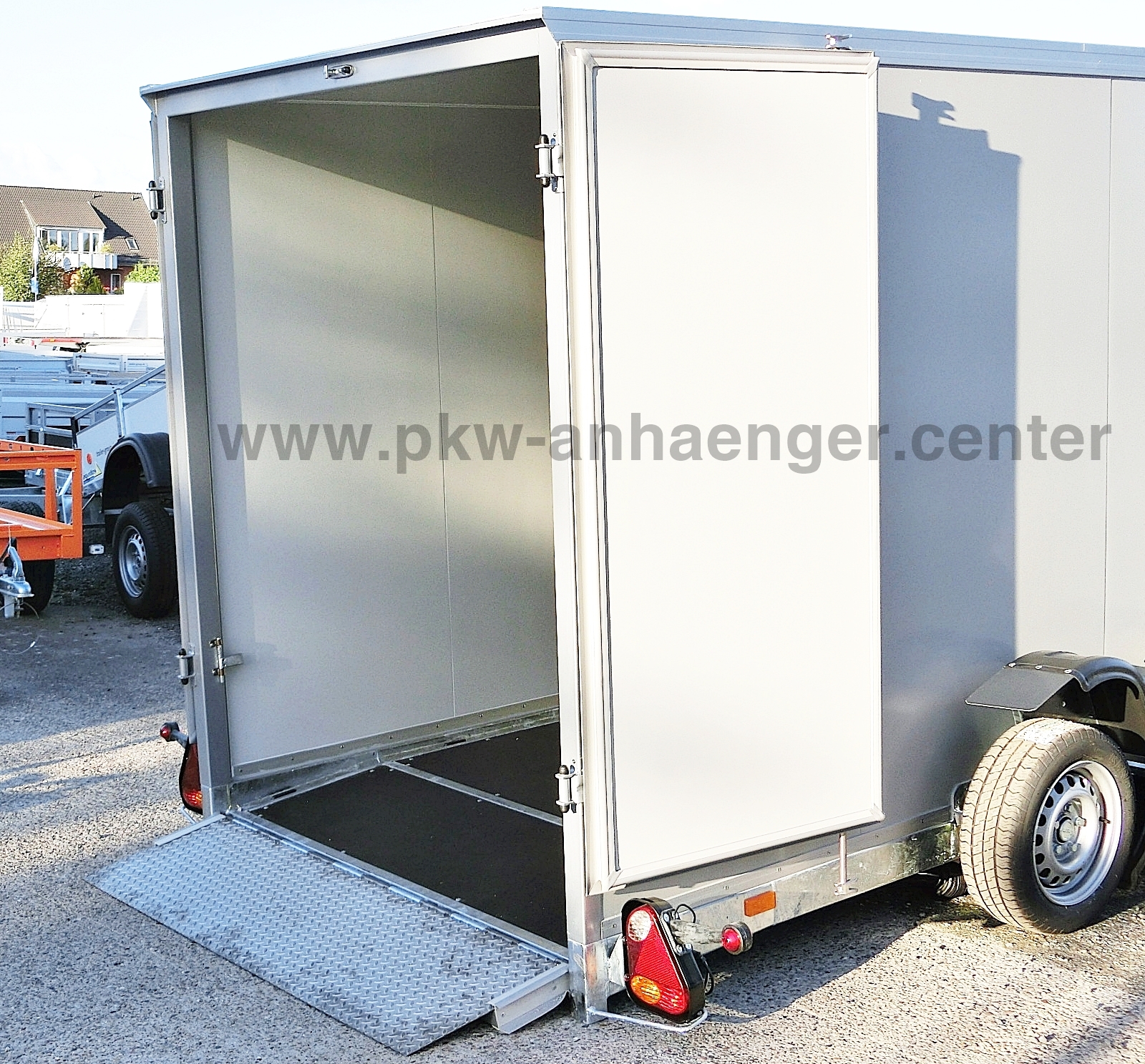 Tandem Absenkkofferanhänger Vezeko Husky FB K 27.40 2700kg