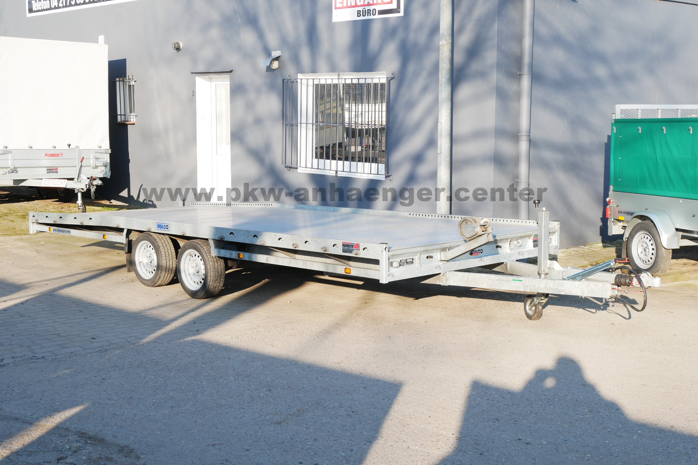 GEBRAUCHTER Hulco CARAX-2 3000kg 540x207 Autotrailer Multitransporter mit Aluboden