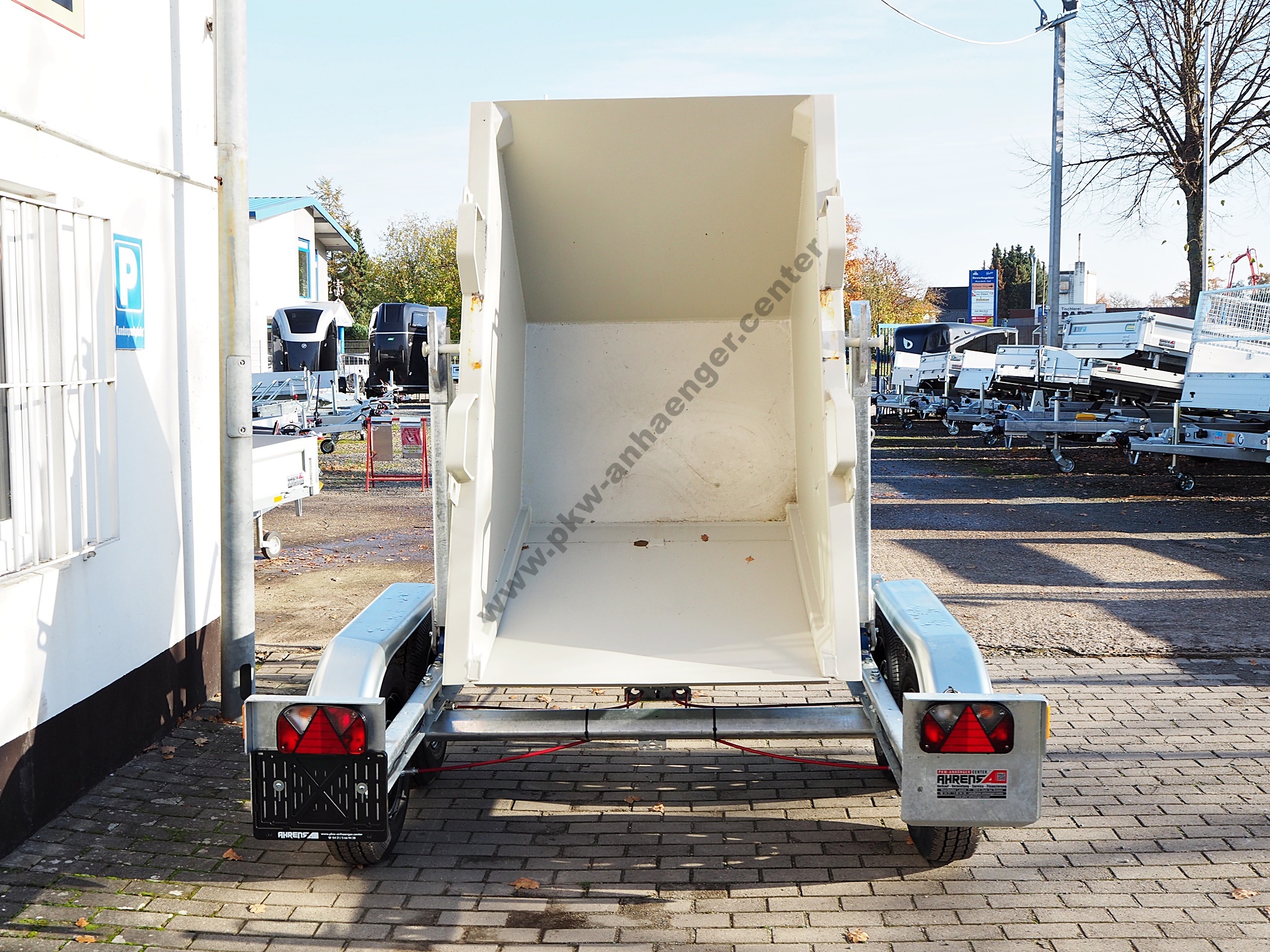 a-Foxx-Absetzcontaineranh-nger-11