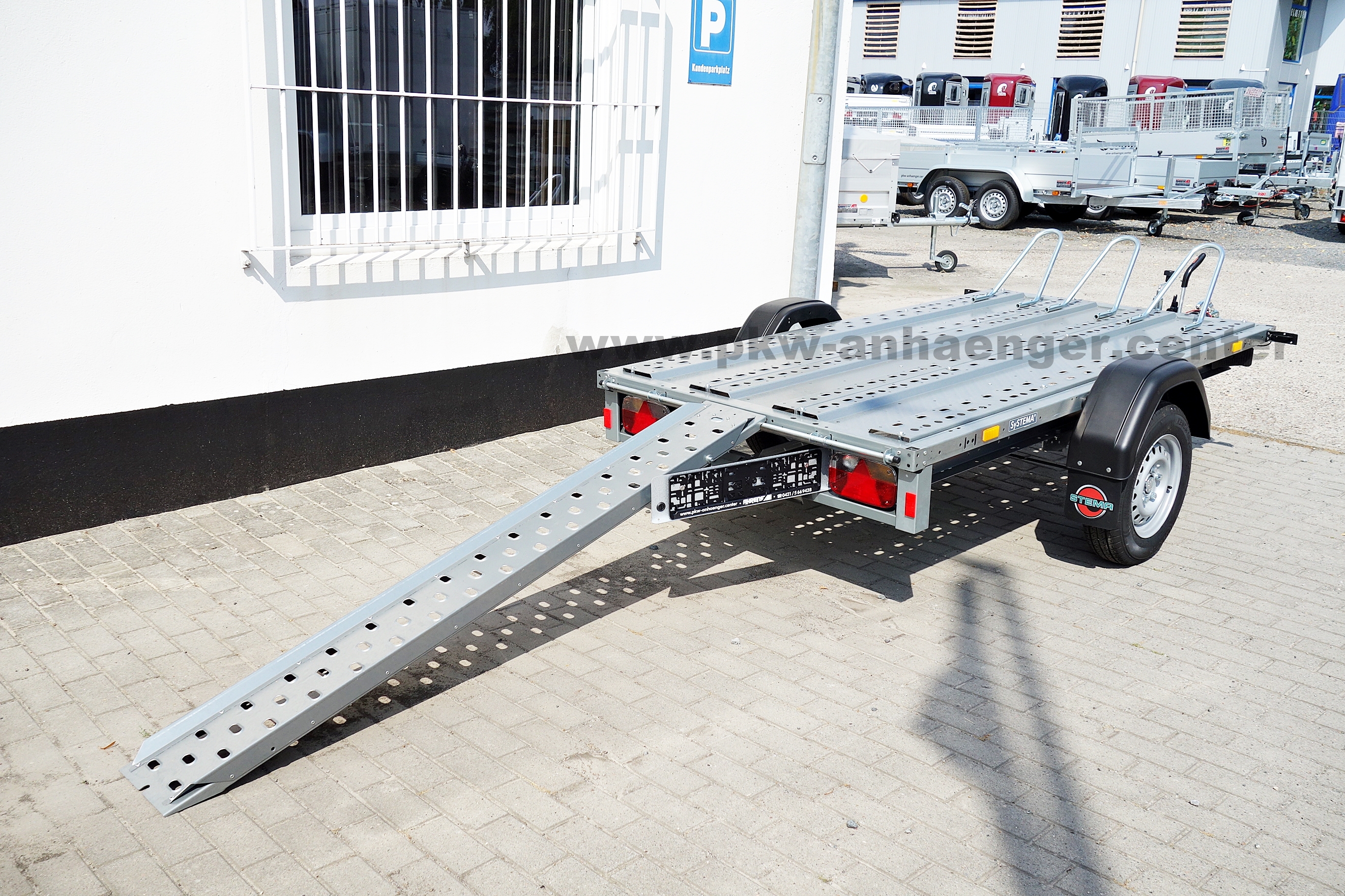 a-ST-1000-251x128-3er-Motorrad-5