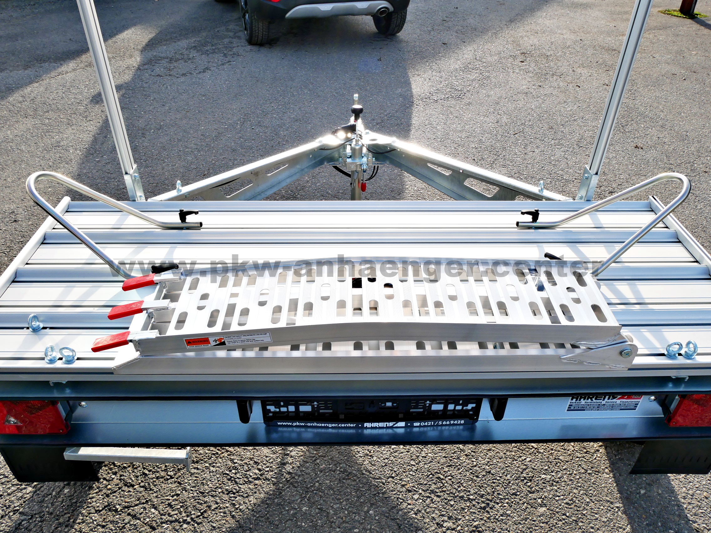 aTraigo-500-R-stsatz-Roller-auf-Plattform-3 Zubehörset 1 Roller oder Motorrad bis 160kg auf TRAIGO500 Plattform