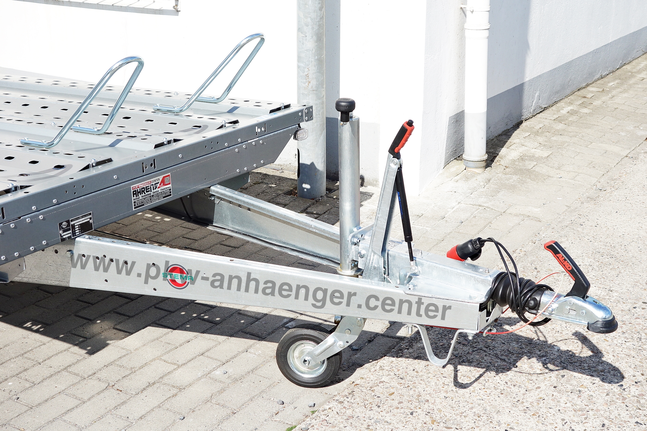 a-ST-1500-301x183-Hoch-Moto-13-w