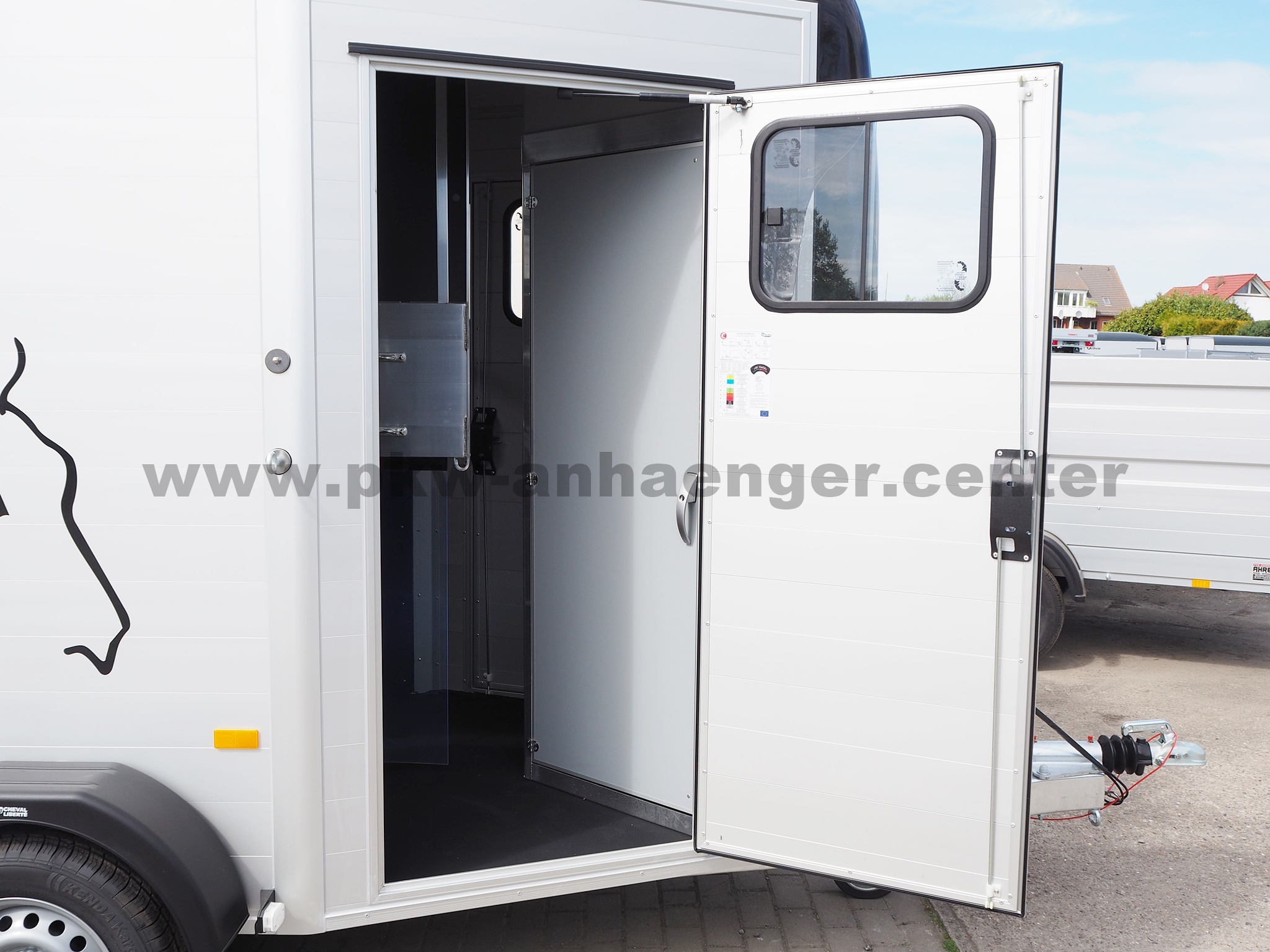 aCH-Touring-Jumping-New-schwarz-10