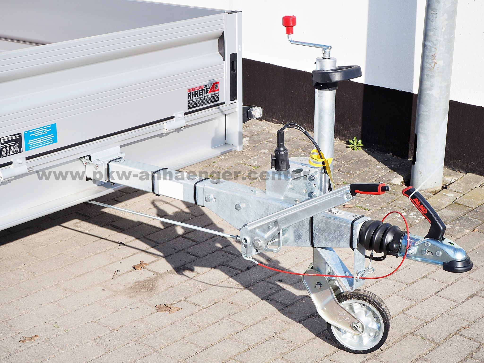 a-UN-1300-250x140x35-6