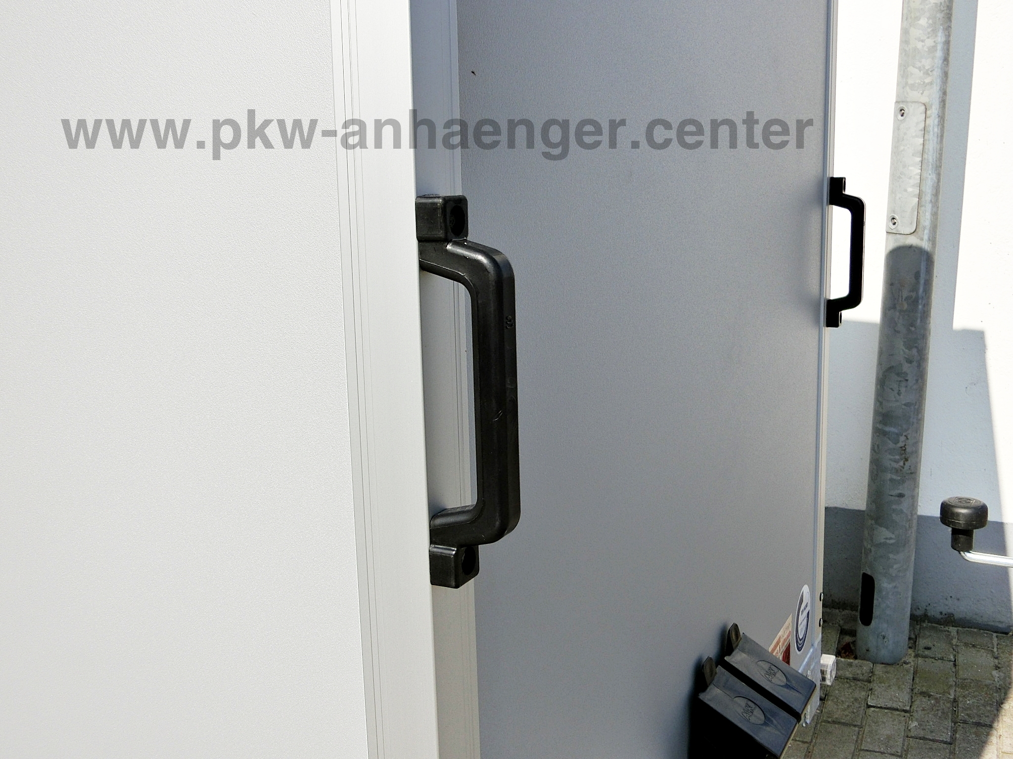 a-HA-1350-250x130x150-grau-4