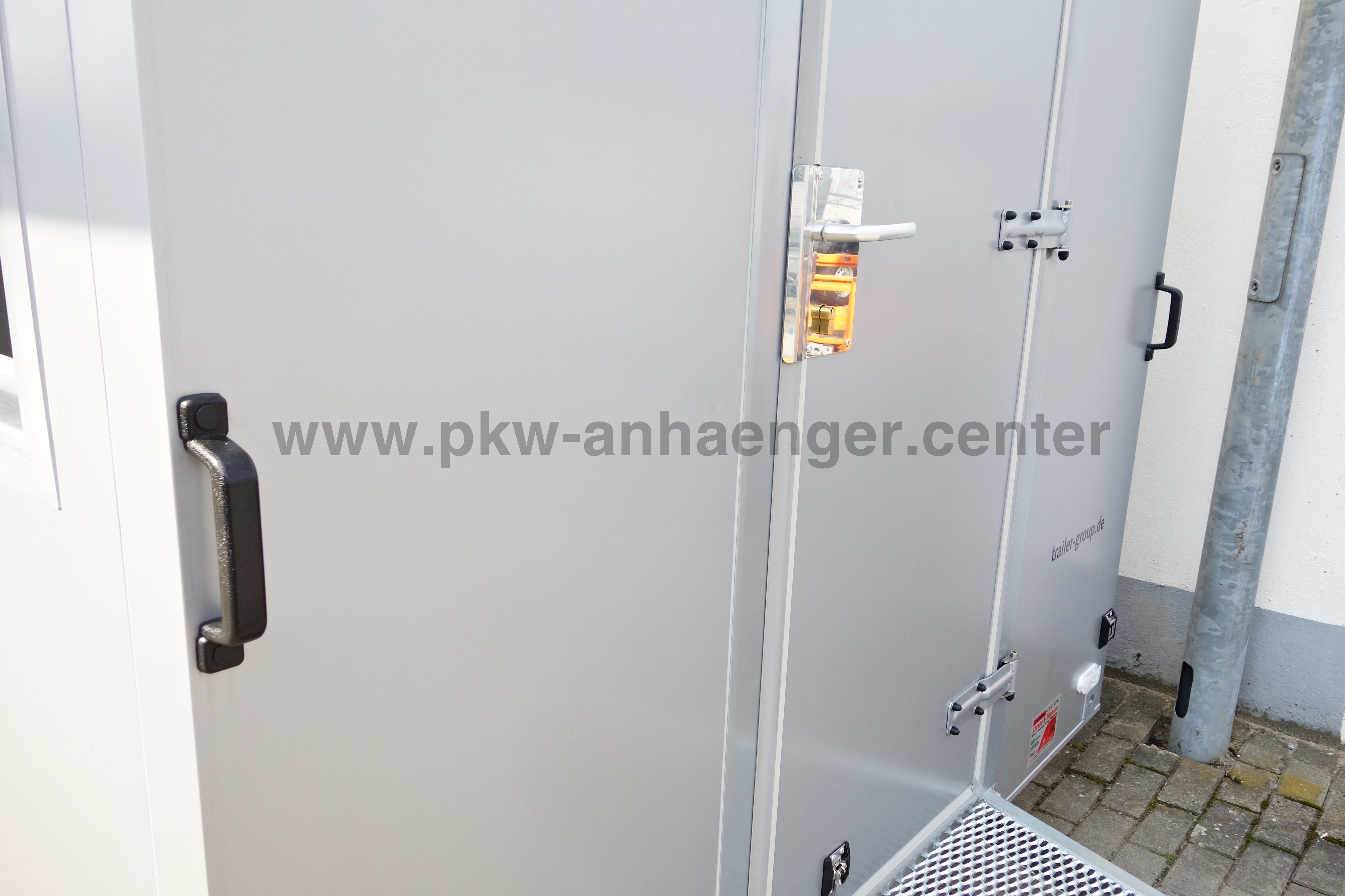 a-VE-1300-250x200x230-16-w